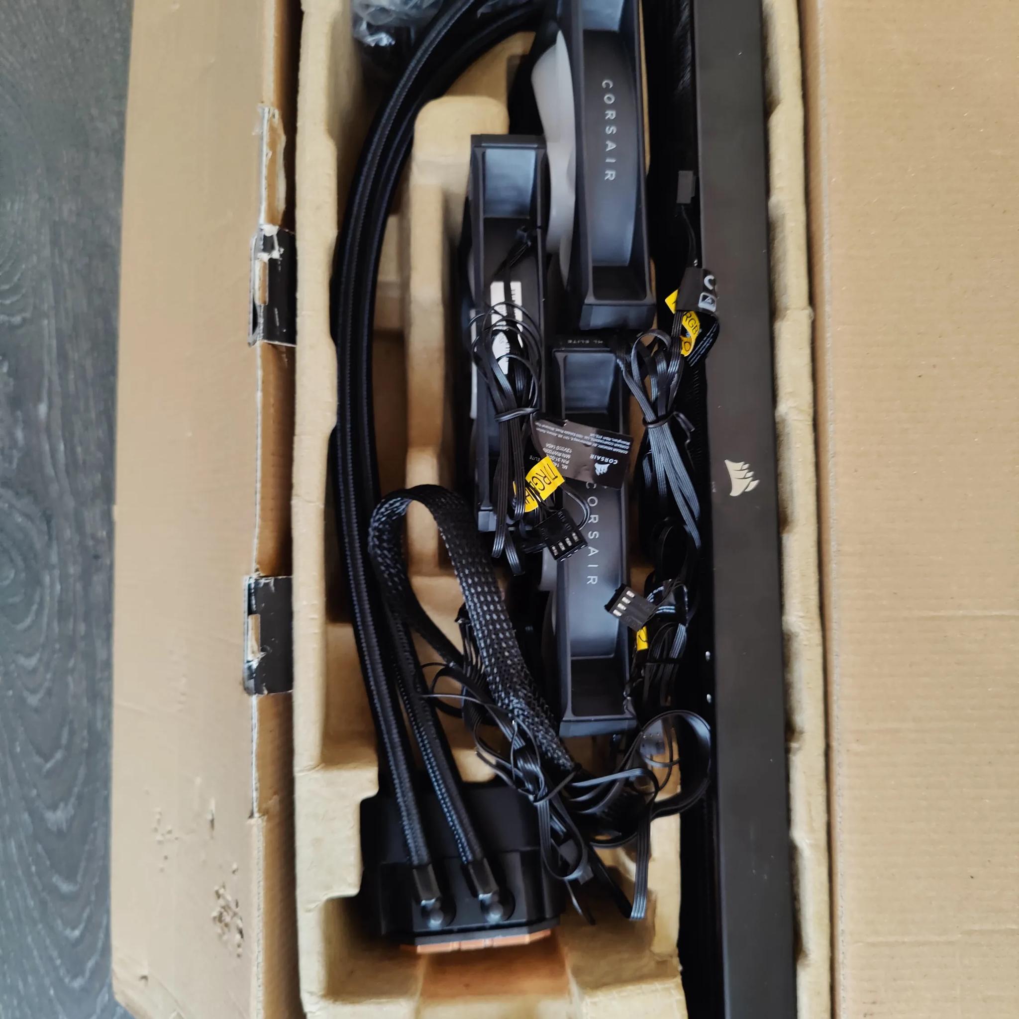 Corsair h170i Elite XT LCD