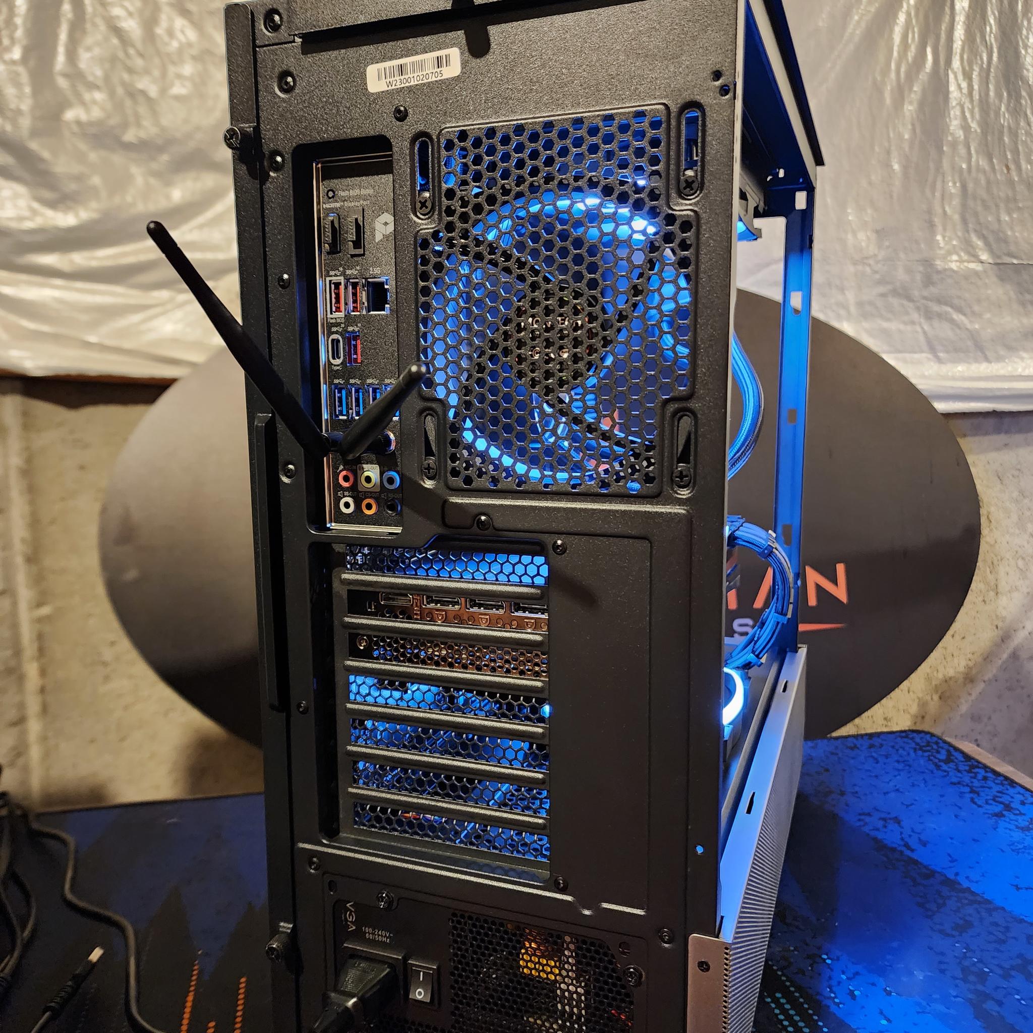 RTX 3080 / Ryzen 7 7700X - Custom Gaming PC