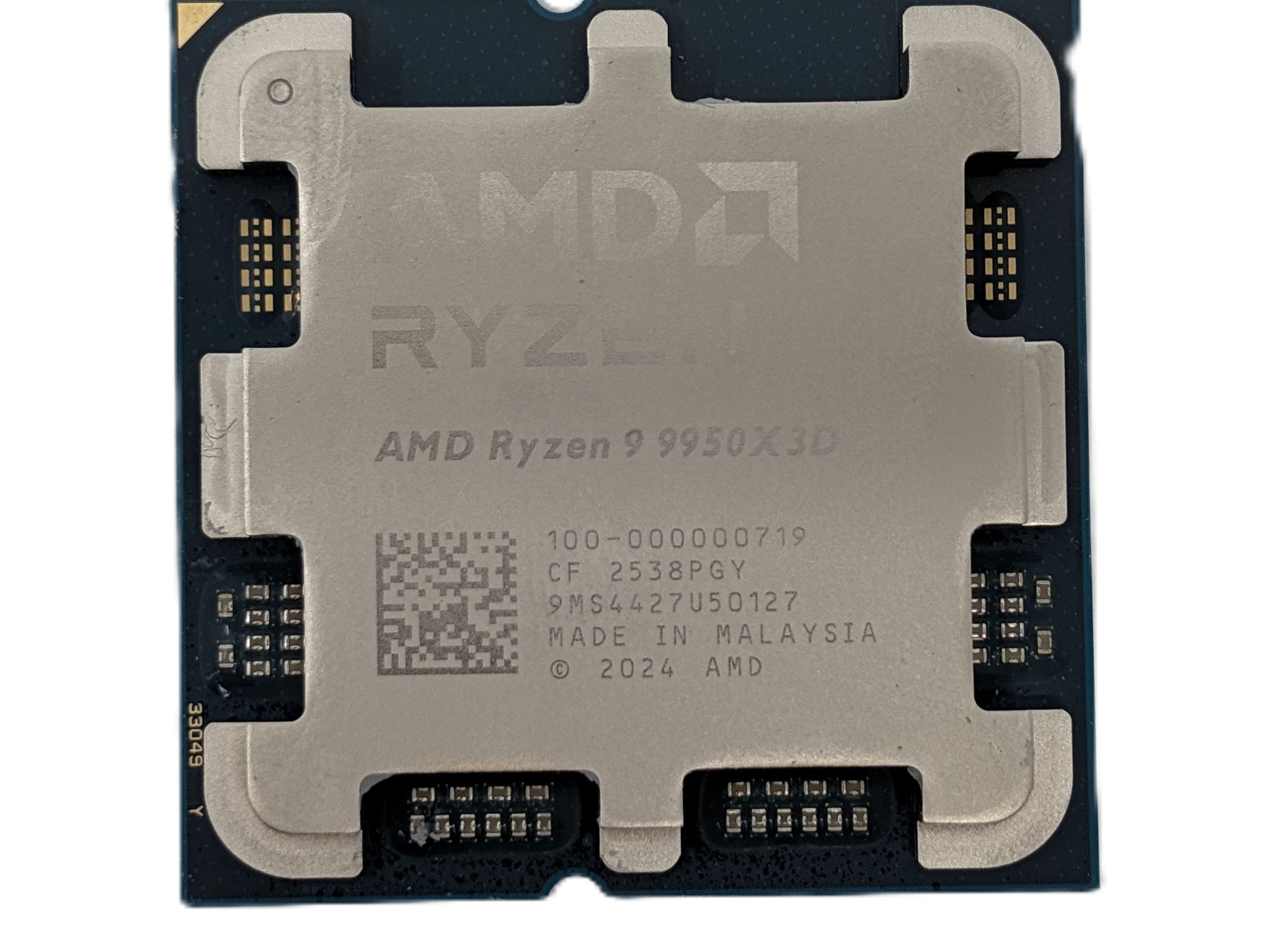 AMD Ryzen 9 9950X3D 16-Core 32-Thread AM5 CPU – Excellent Condition