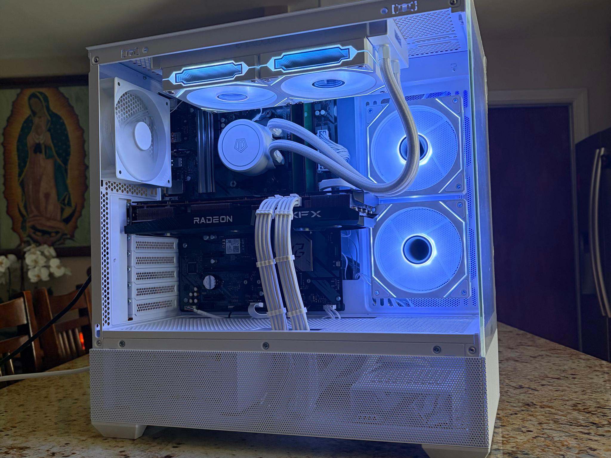 AMD Radeon RX 6700 XT - Image 1