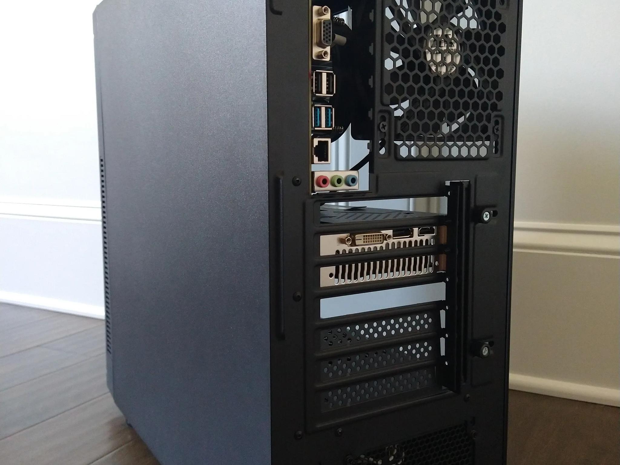 Gaming Desktop PC - RX 580 + Intel i5-3330 - 16GB RAM - 512GB SSD - Windows 10 - RGB Case