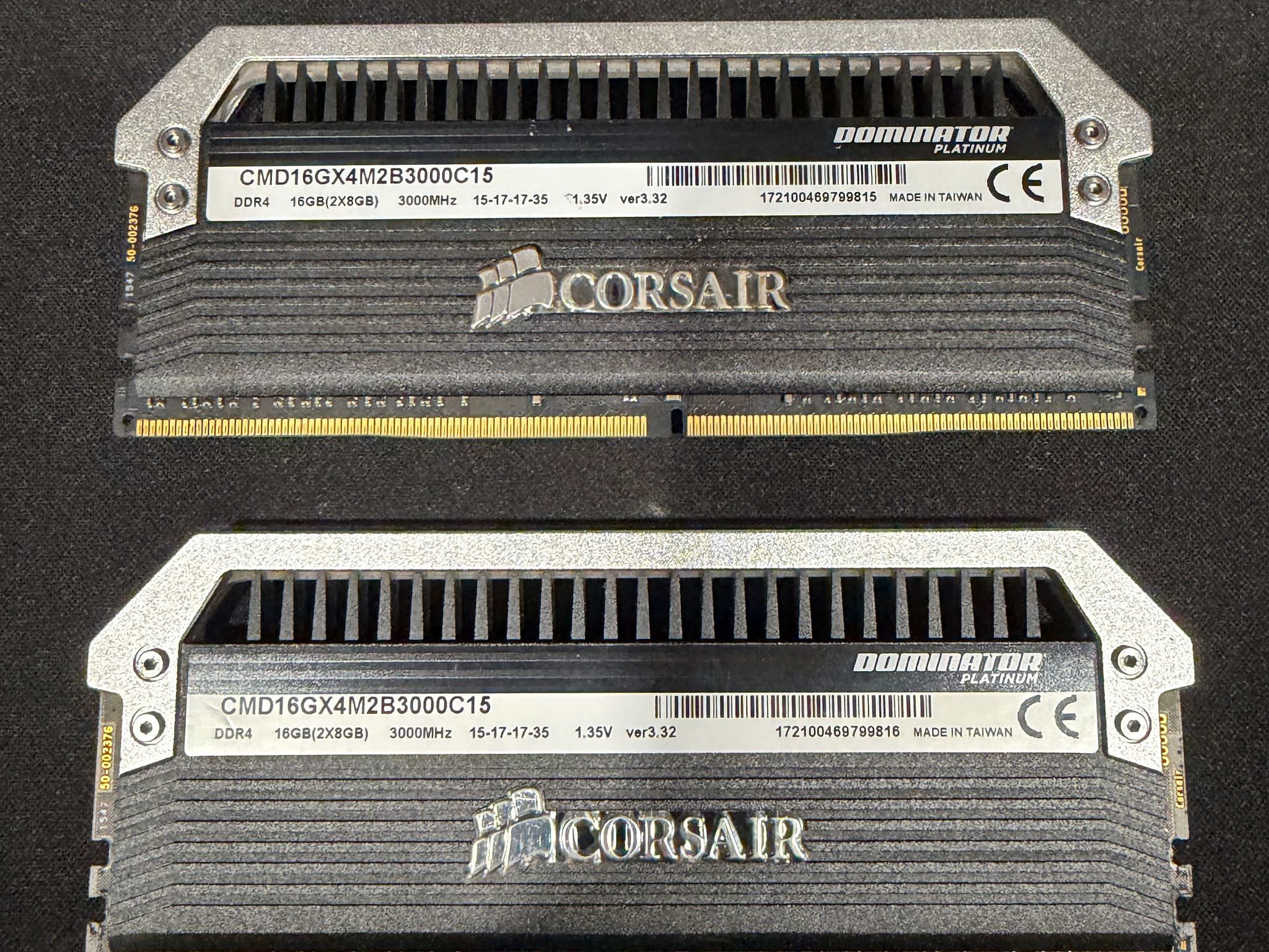 16Gb (2x8) Corsair Dominator 3000Mhz