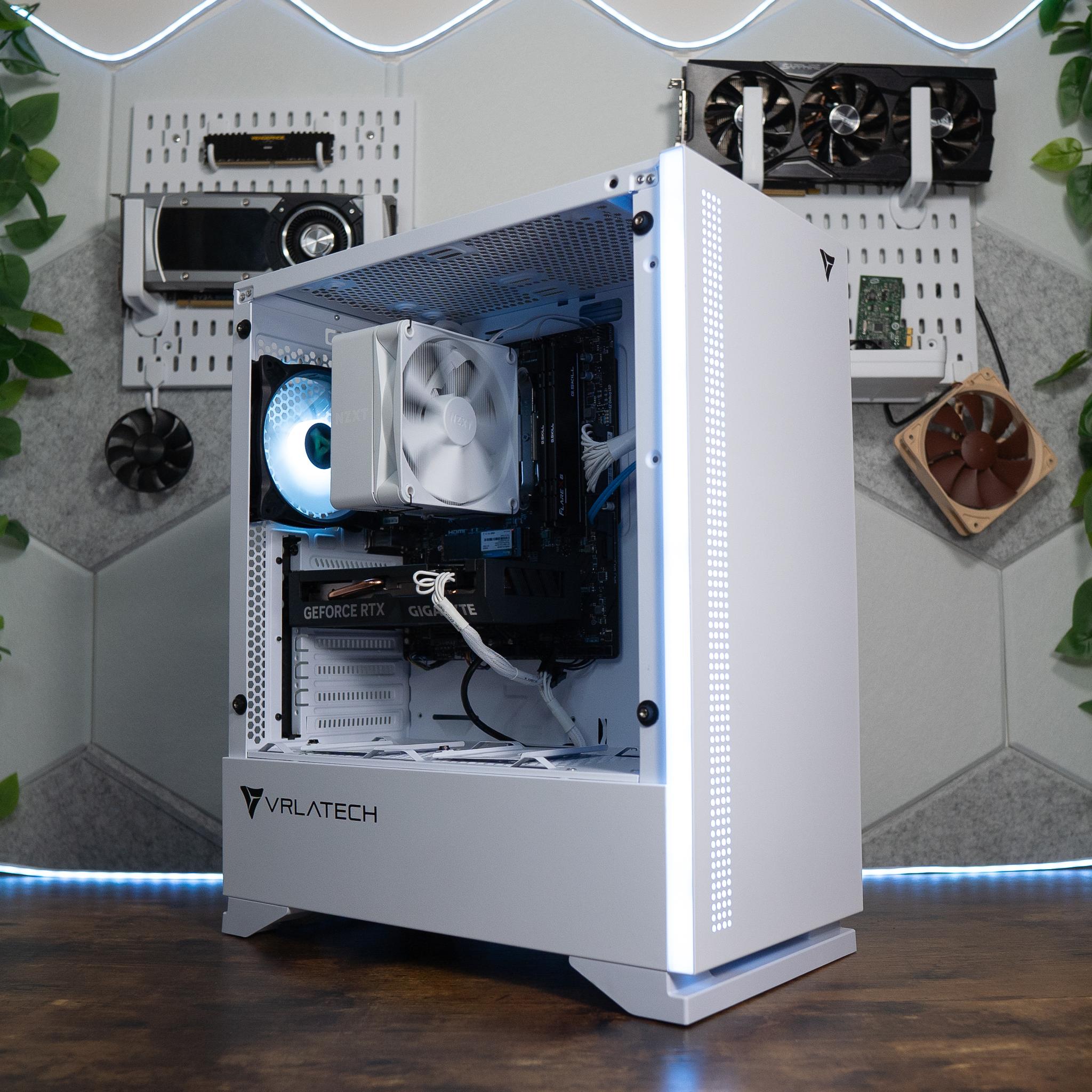 🌨🌨 | GIGABYTE RTX 4060 | RYZEN 5 8400F | 32GB DDR5 RAM | 1.5TB | Arctic Snow
