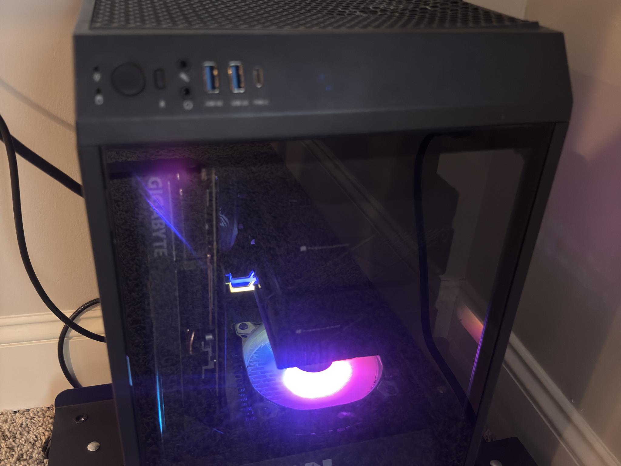 Thermaltake Reactor 380 - Custom Gaming PC Build