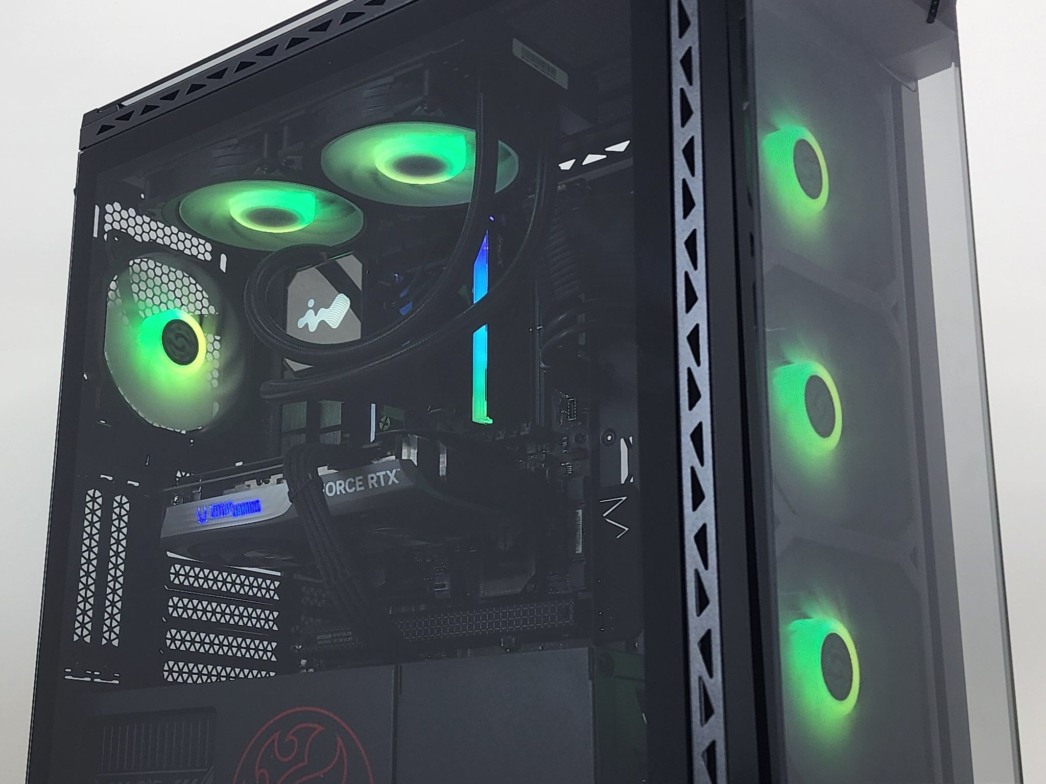Gaming PC Ryzen 7 7700X 16GB RAM 1TB SSD RTX 4060 Ti 16GB Windows 11 Computer