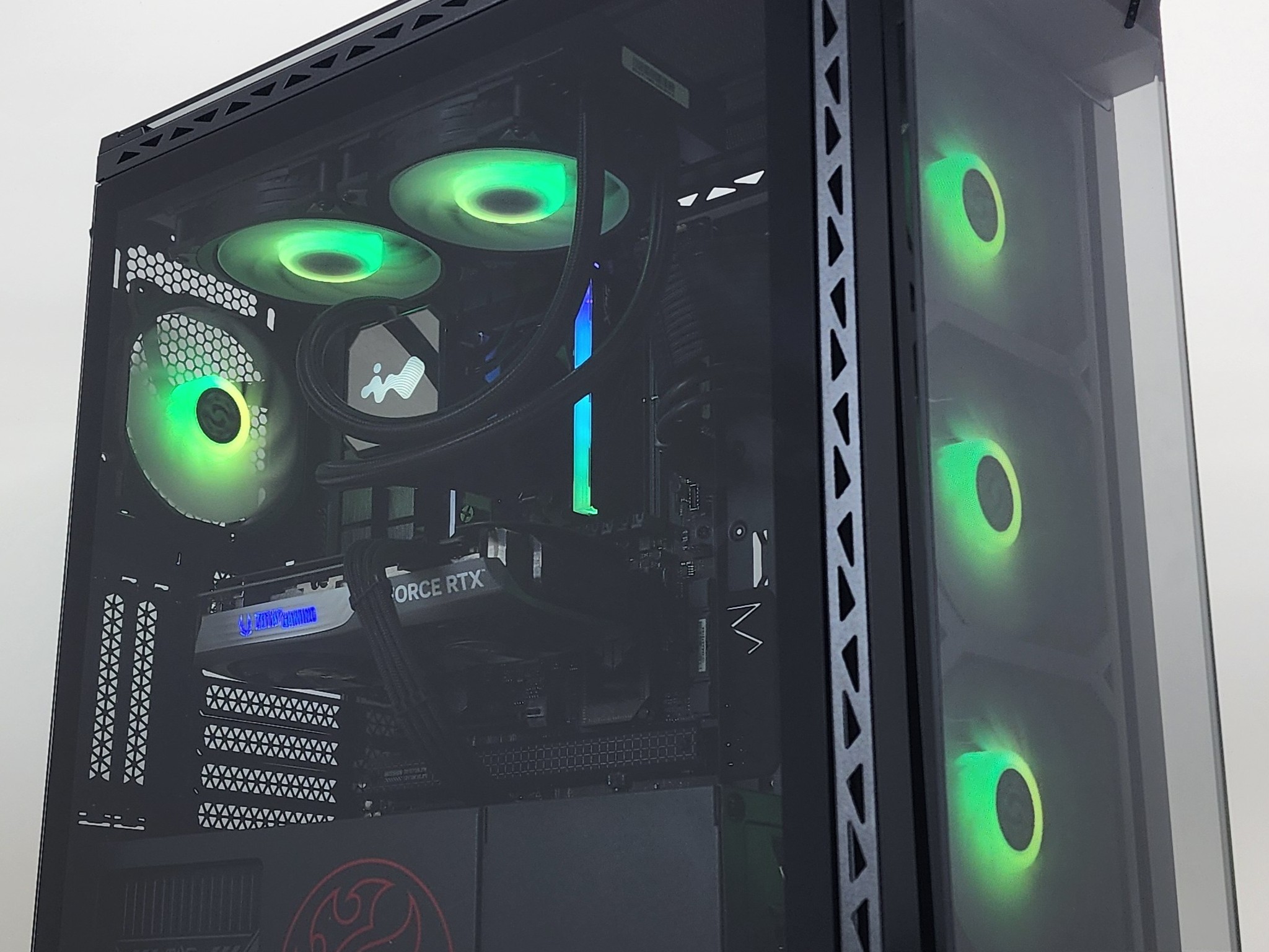 Gaming PC Ryzen 7 7700X 16GB RAM 1TB SSD RTX 4060 Ti 16GB Windows 11 Computer