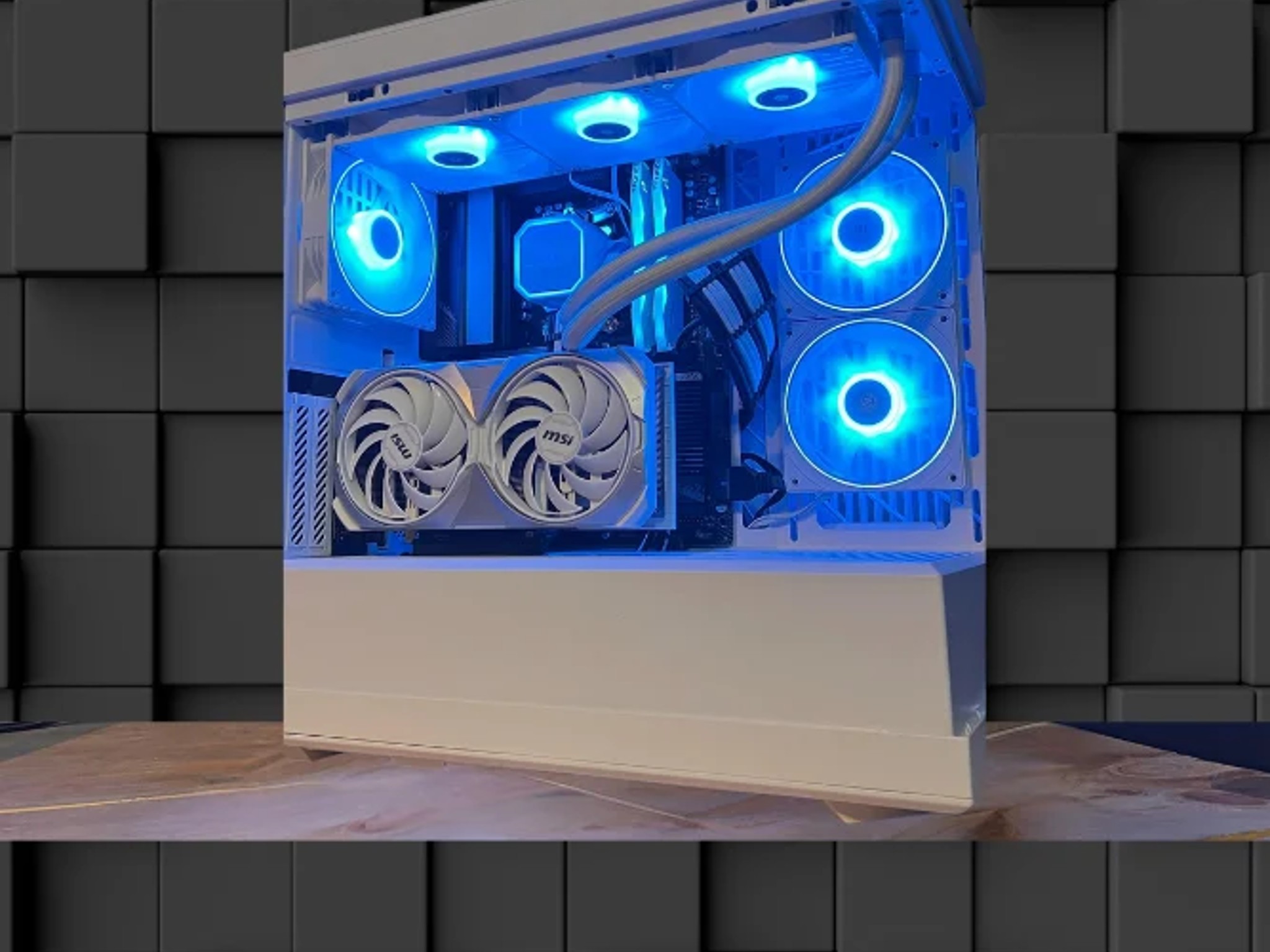 4070ti super/7700x/32gddr5/2tbnvme/1000watt set up for up grades1440/4k