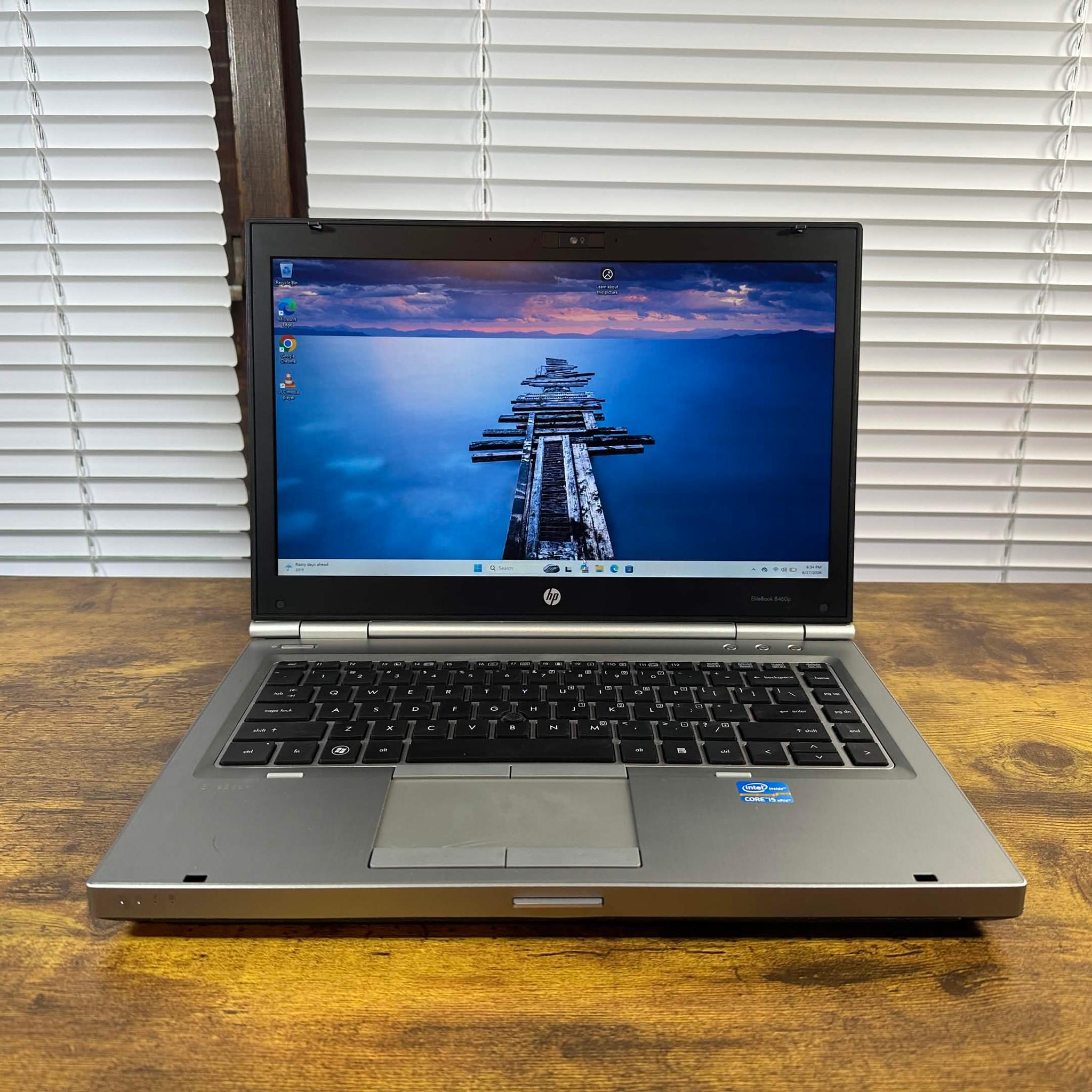 HP Elitebook 8460P | Intel i7 2630QM | 8GB DDR3 | 256GB SSD | HD Graphics | Win 11 | 14" Laptop