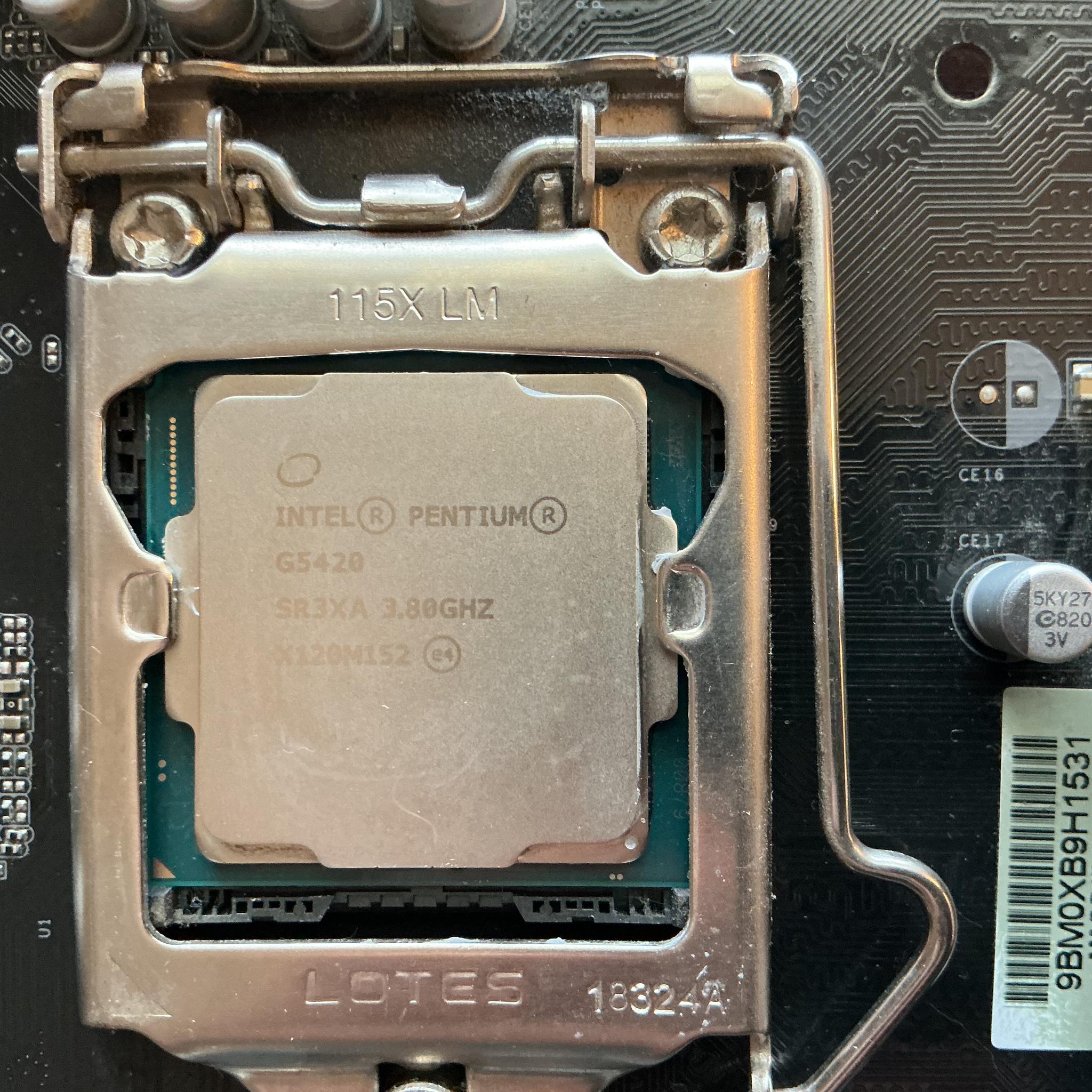 Asrock z370 Motherboard/Pentium Gold G5420/4gb RAM/ CPU Cooler