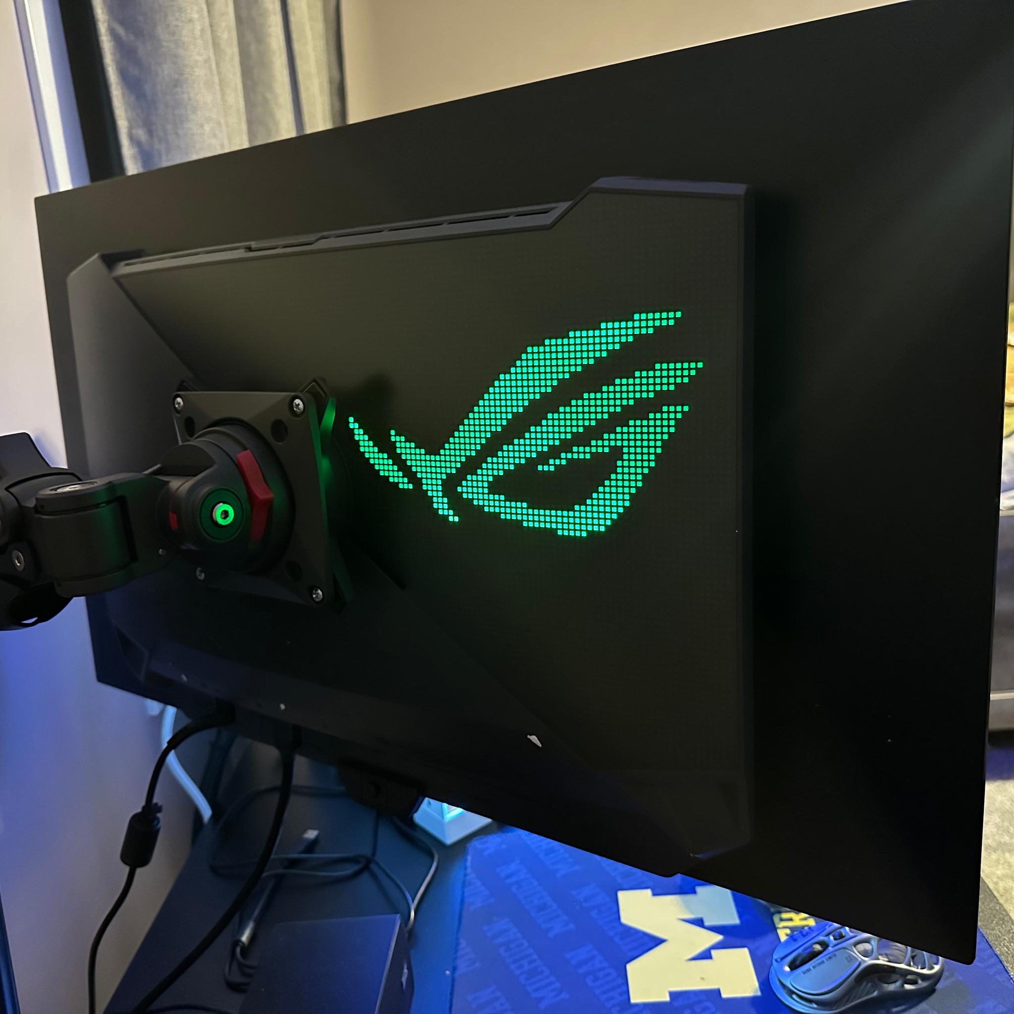ASUS ROG XG32UCWMG 32 Inch 4K 240Hz Glossy OLED G-SYNC Gaming