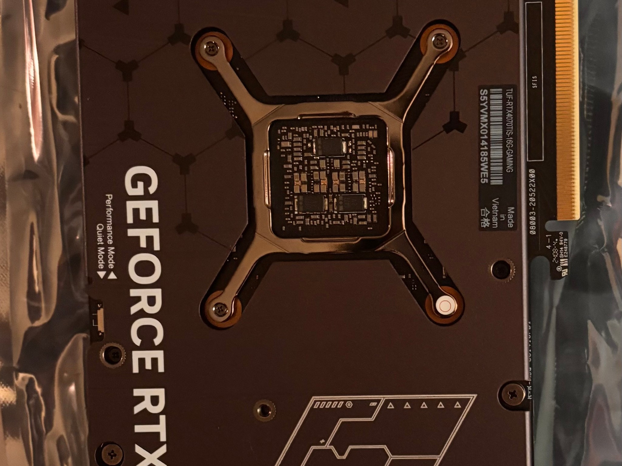 ASUS TUF GAMING GeForce RTX 4070 Ti SUPER