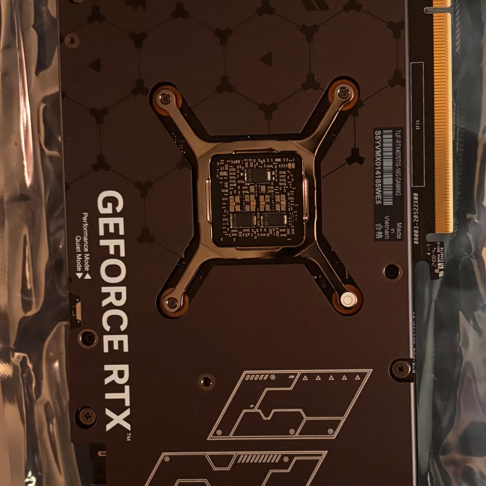 ASUS TUF GAMING GeForce RTX 4070 Ti SUPER
