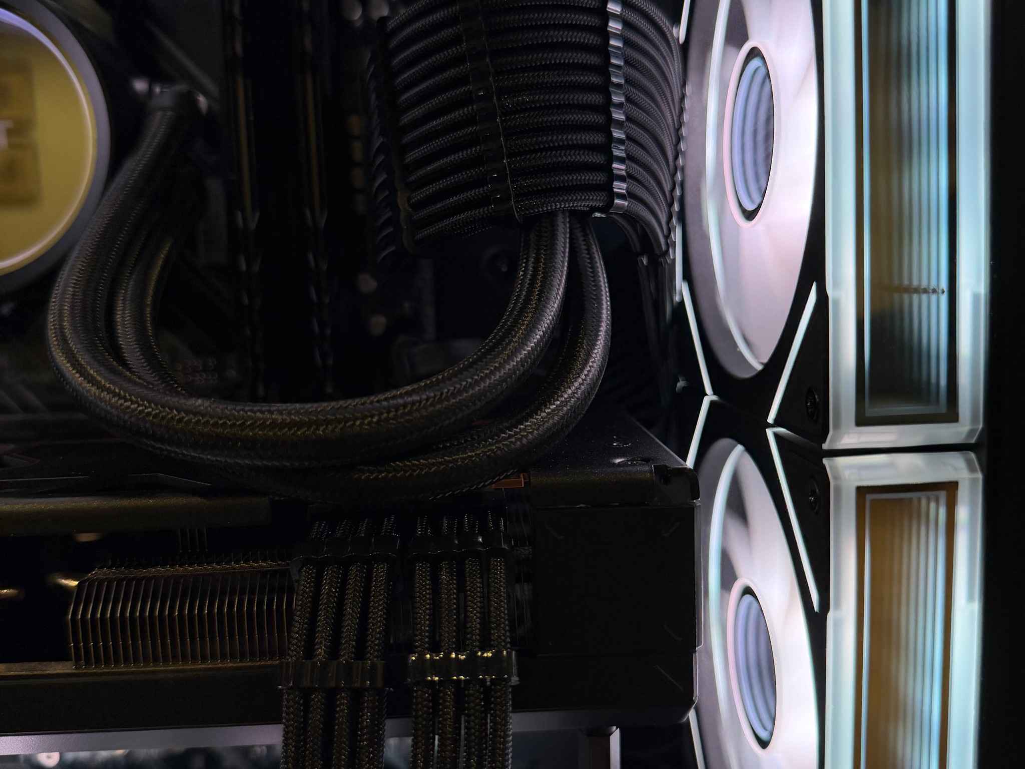🚀 NEWLY BUILT GAMING PC — 5800X3D/ X570 + RX 7800 XT + 32GB Ram + 1.5 TB 🚀