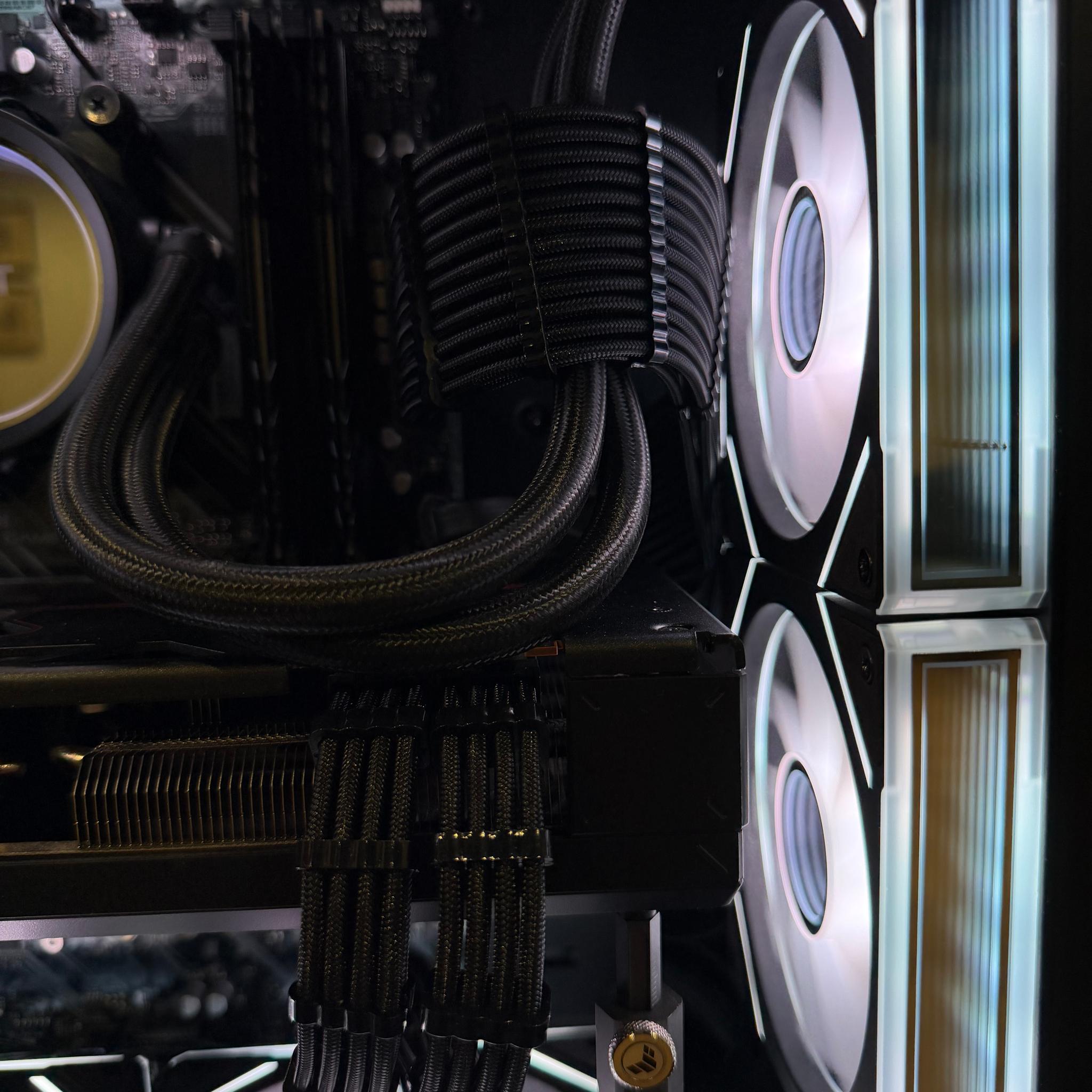 🚀 NEWLY BUILT GAMING PC — 5800X3D/ X570 + RX 7800 XT + 32GB Ram + 1.5 TB 🚀