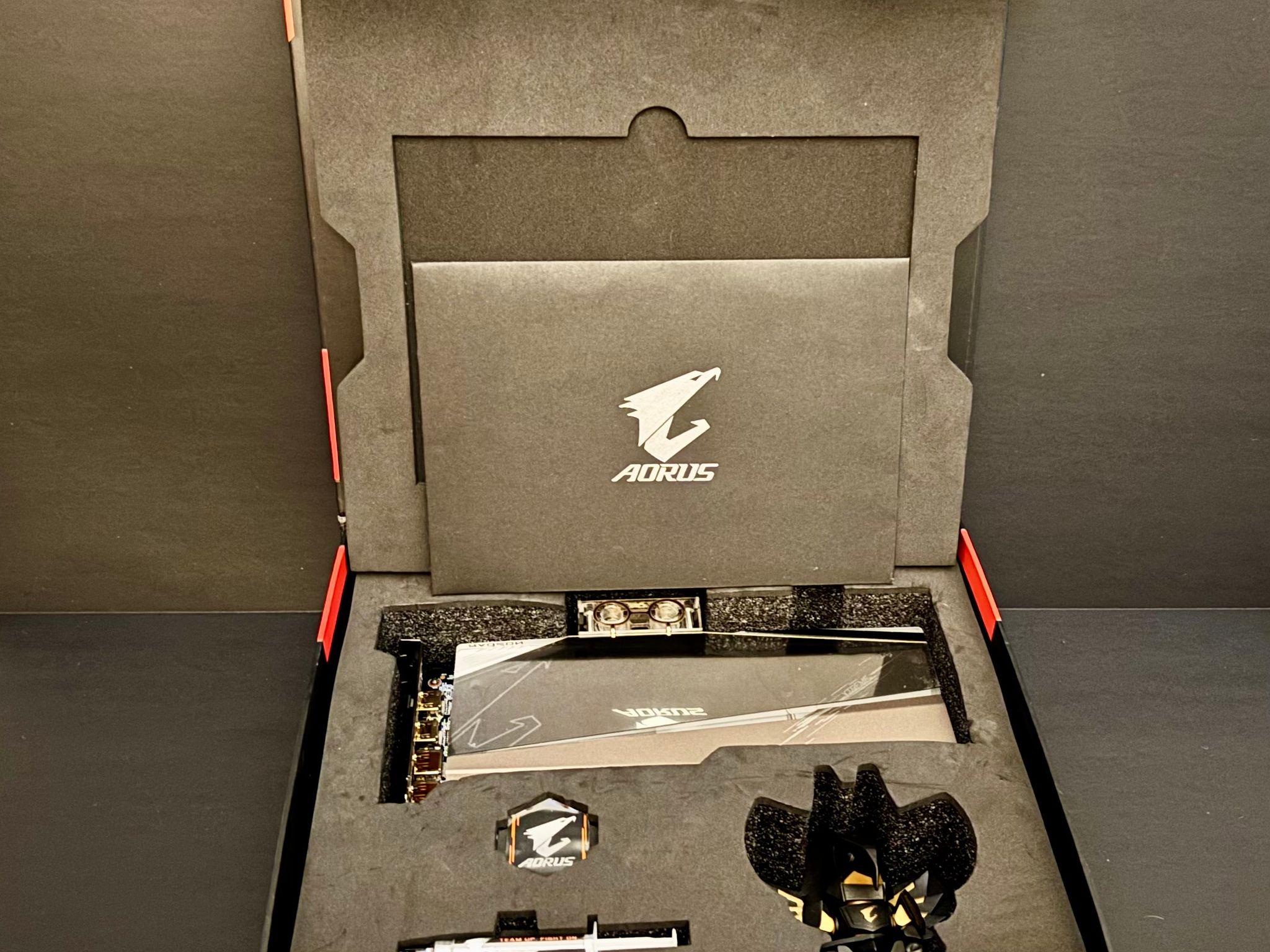 AORUS Radeon RX 6900 XT Waterforce WB 16GB
