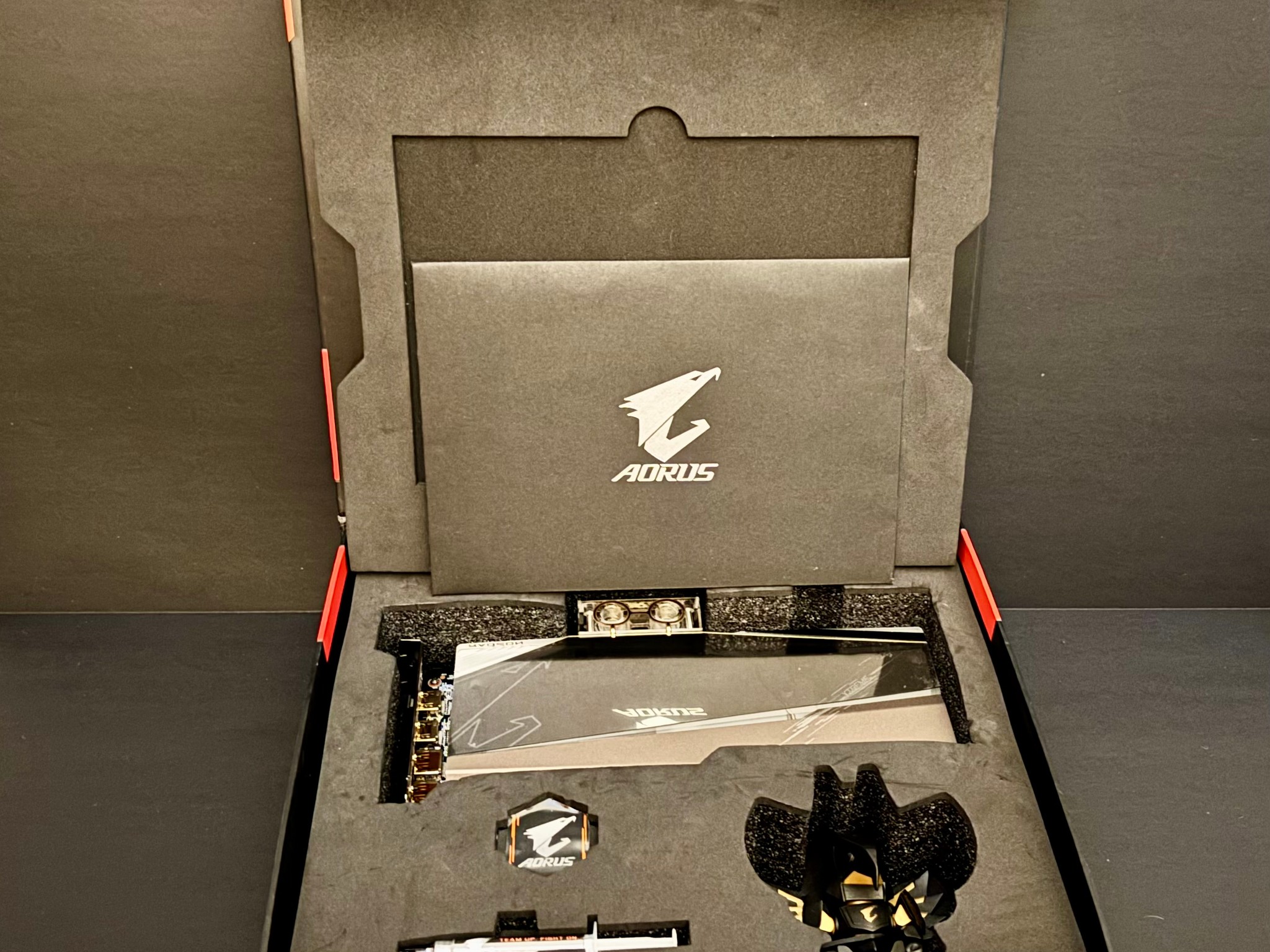AORUS Radeon RX 6900 XT Waterforce WB 16GB