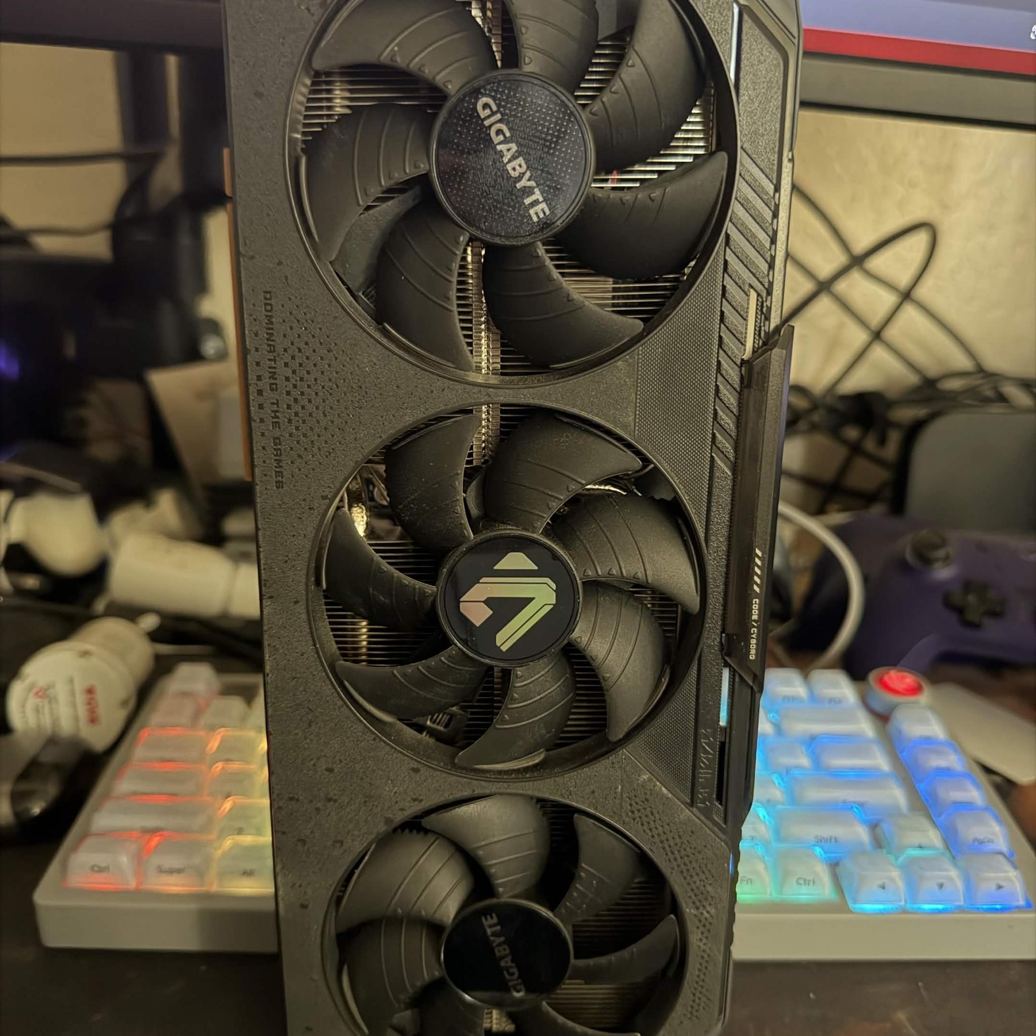 GIGABYTE RX 9070 XT GAMING OC 16G (AS IS) *READ DESCRIPTION*