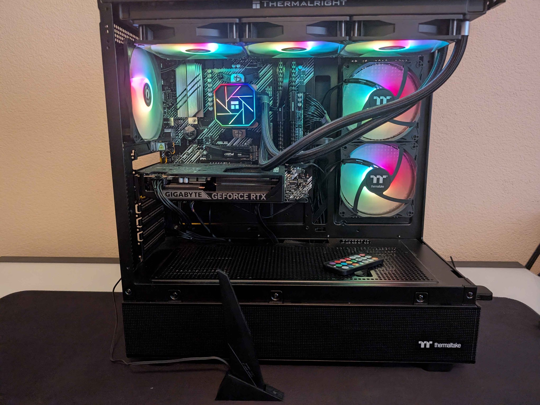 RTX 5060 | AMD 5700x | 32GB DDR4 | 1200GB NVME | Custom Black PC