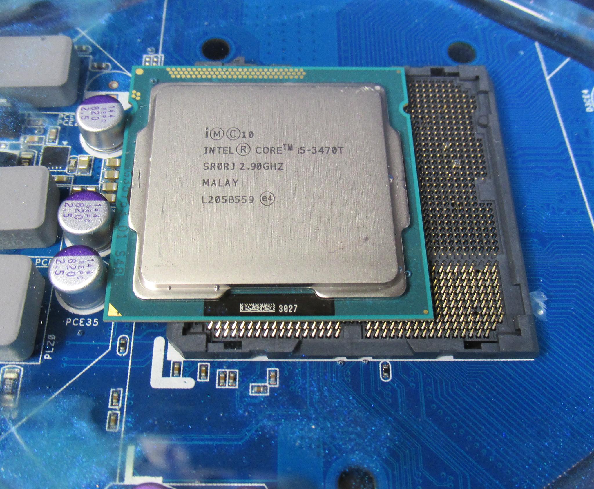 Handmade Clear Epoxy Resin Coaster With Intel Core i5-3470T (SR0RJ) & Motherboard