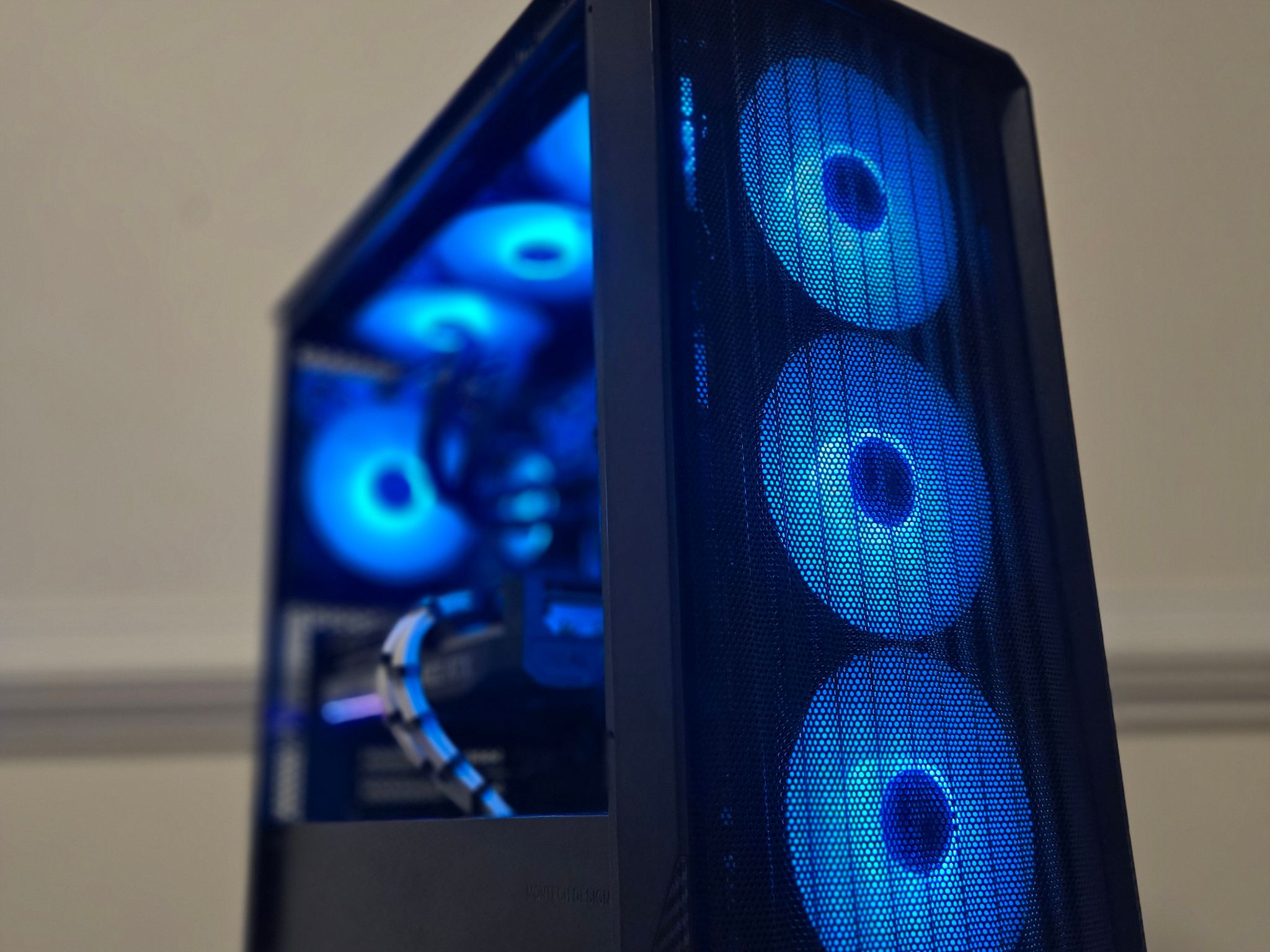 RTX 3070 | i7 11700F | 16gb DDR4 | 1.2tb Storage