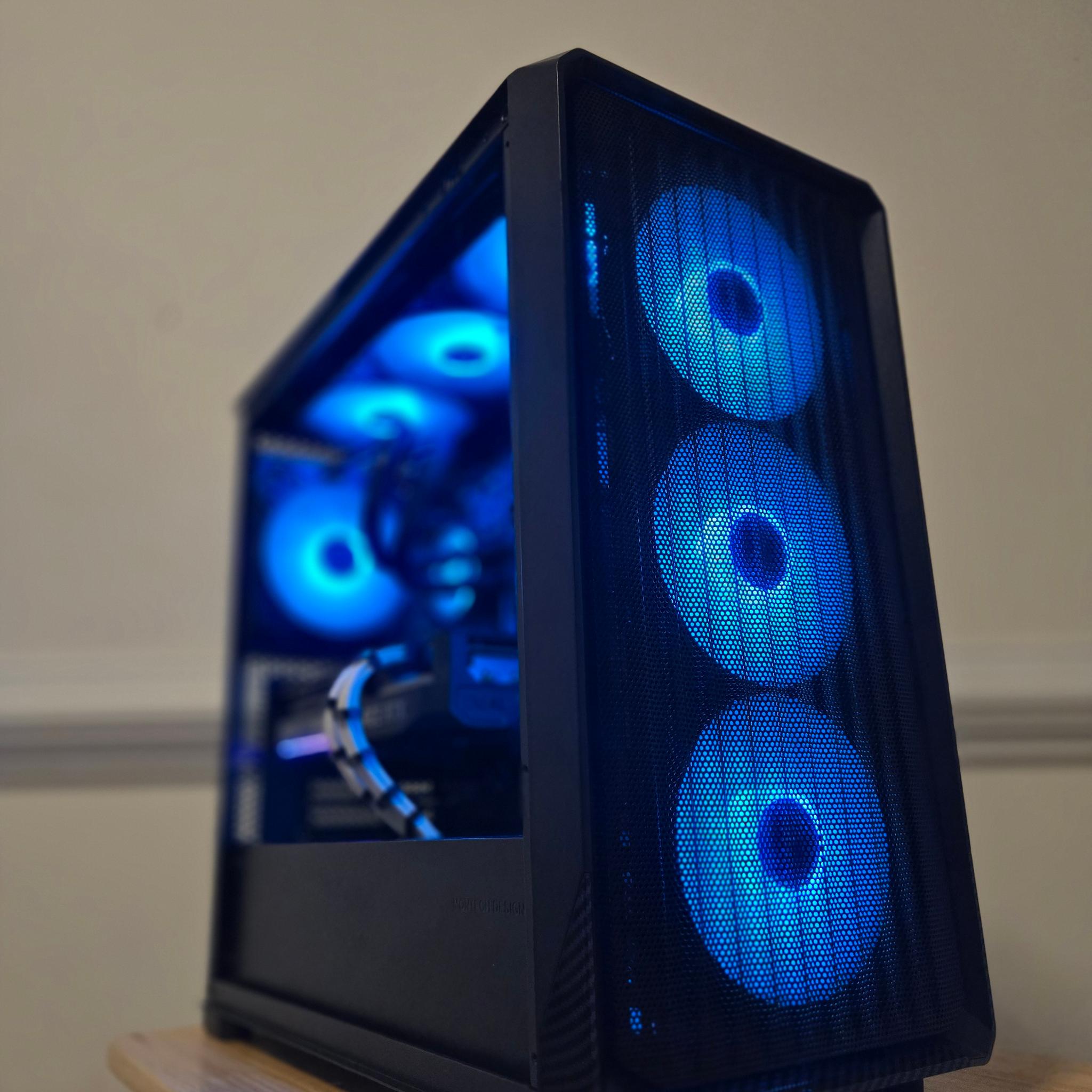 RTX 3070 | i7 11700F | 16gb DDR4 | 1.2tb Storage
