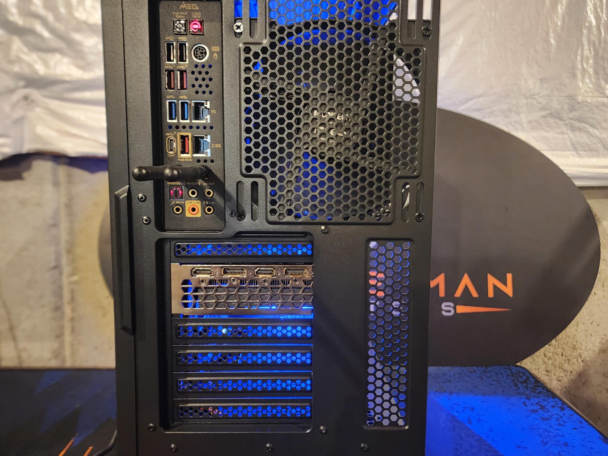 Nvidia RTX 3060 Ti / i7-10700K / 16GB DDR4 RAM / 1TB NVMe