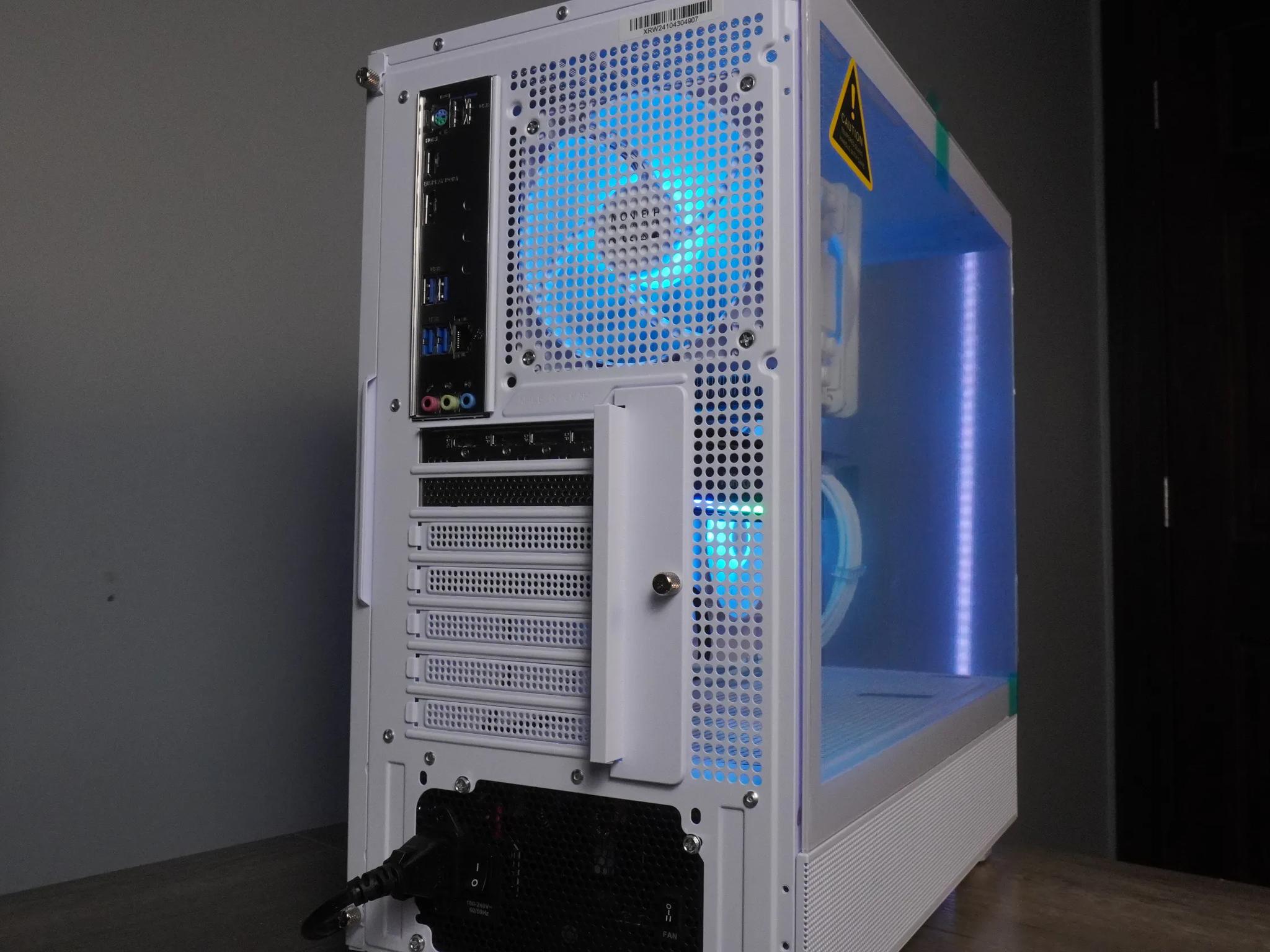 🤍AESTHETIC🤍 INTEL 1440P 💙ARC B570 10GB💙 💙i5 12400f💙 32GB RAM, 1TB NVME, WIFI, WINDOWS ACTIVATED
