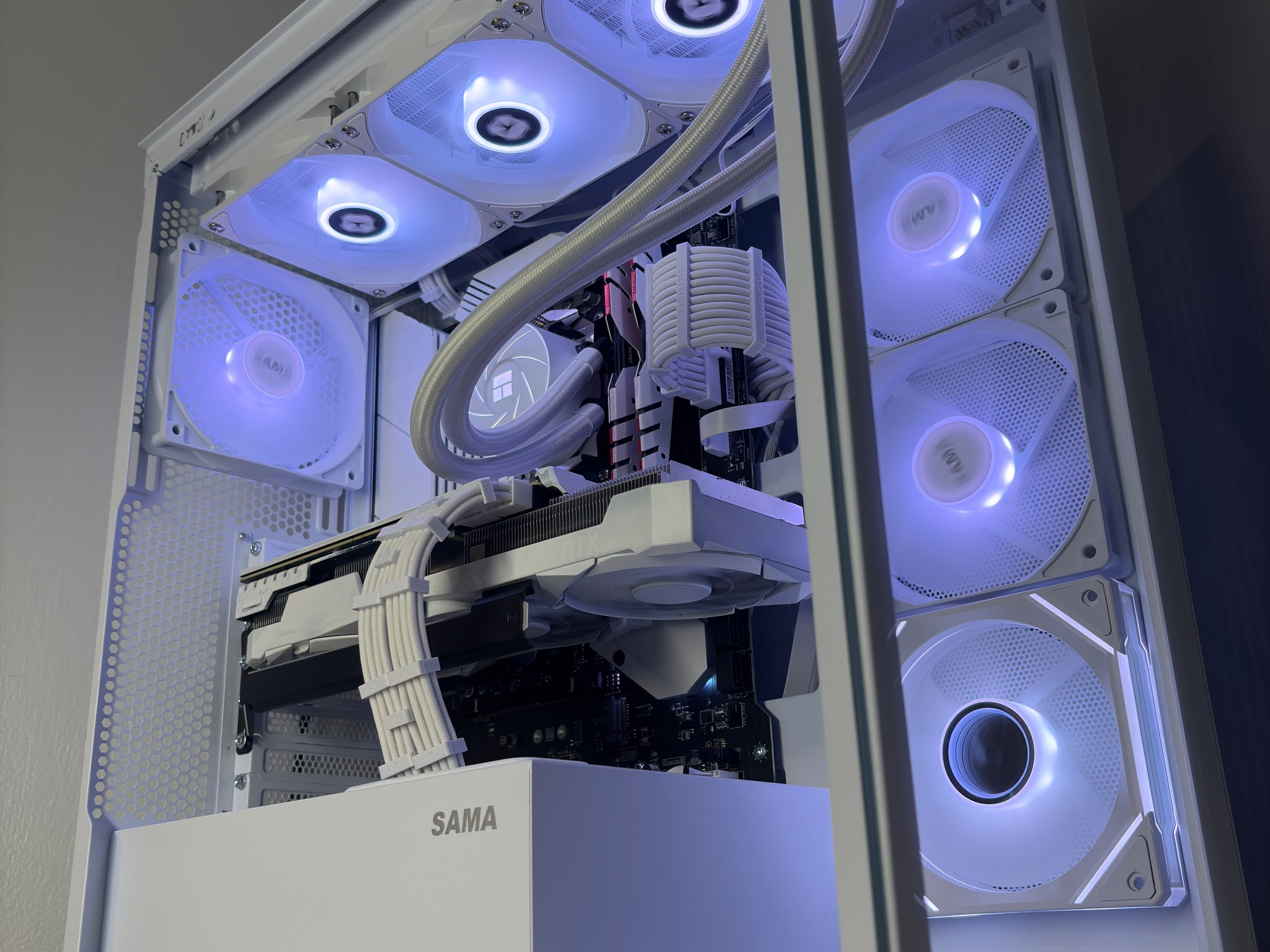 🧊❄️ Glacier Series All White Gaming PC / Ryzen 7 + RTX 3070 / 1TB NVMe SSD / Ready To Play! ❄️🧊