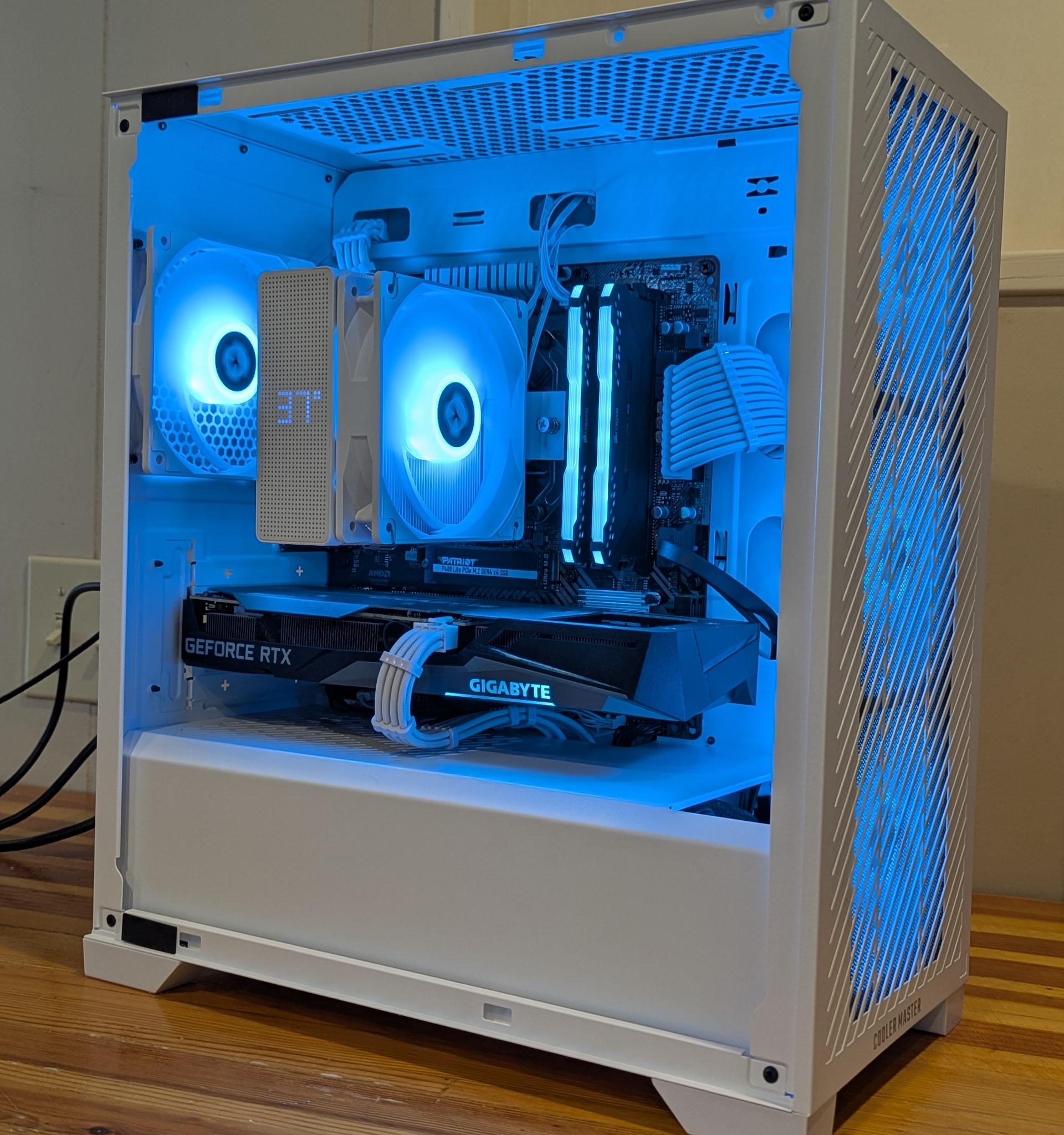 RTX 3060 || Ryzen 5 3600 || Black and White Gaming PC