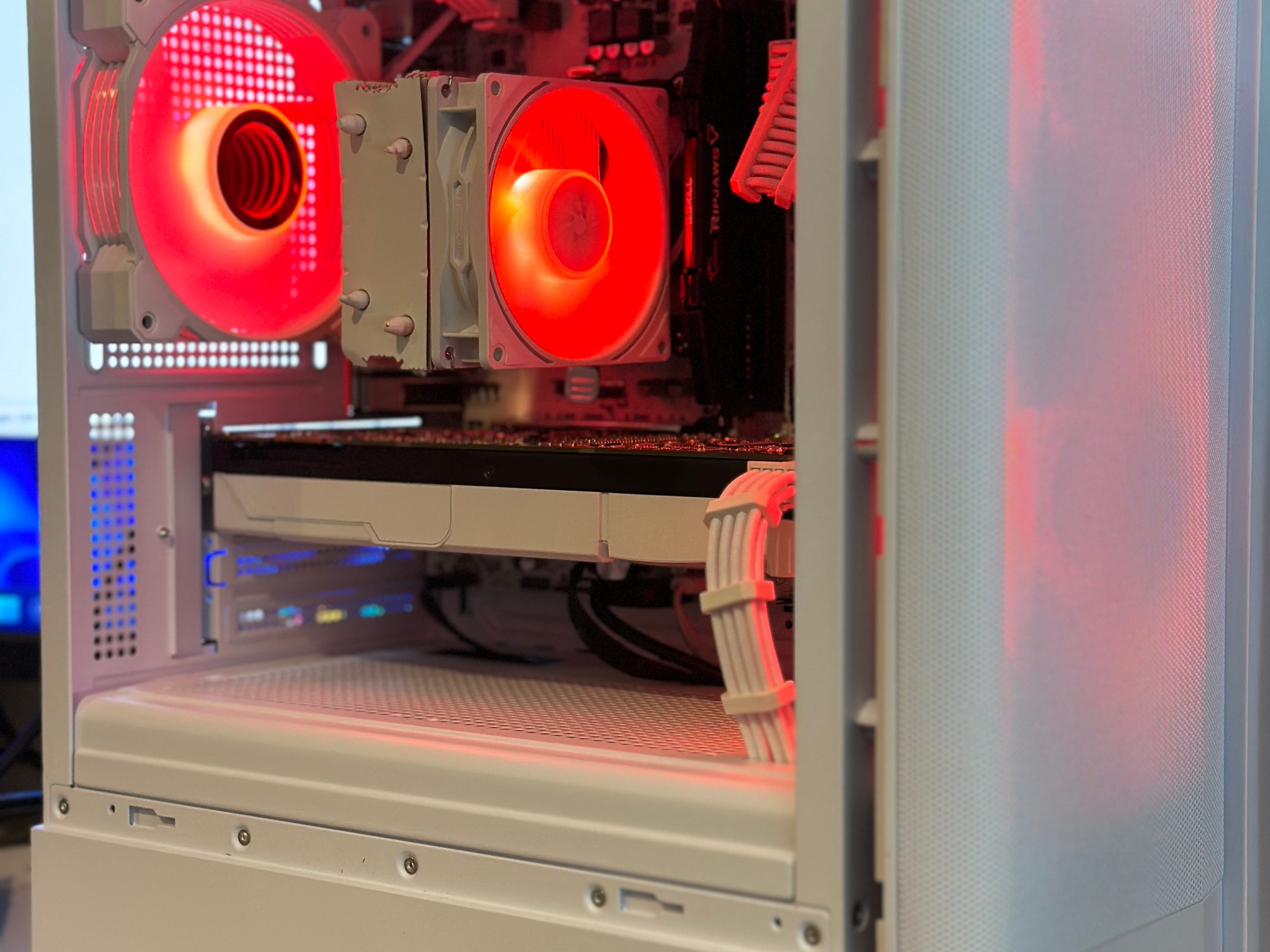GTX 1080 | Ryzen 5 3500x | 16GB DDR4 | 1.12TB | Win 11 | Office 2024 | FREE SHIP | 1080p Gaming PC