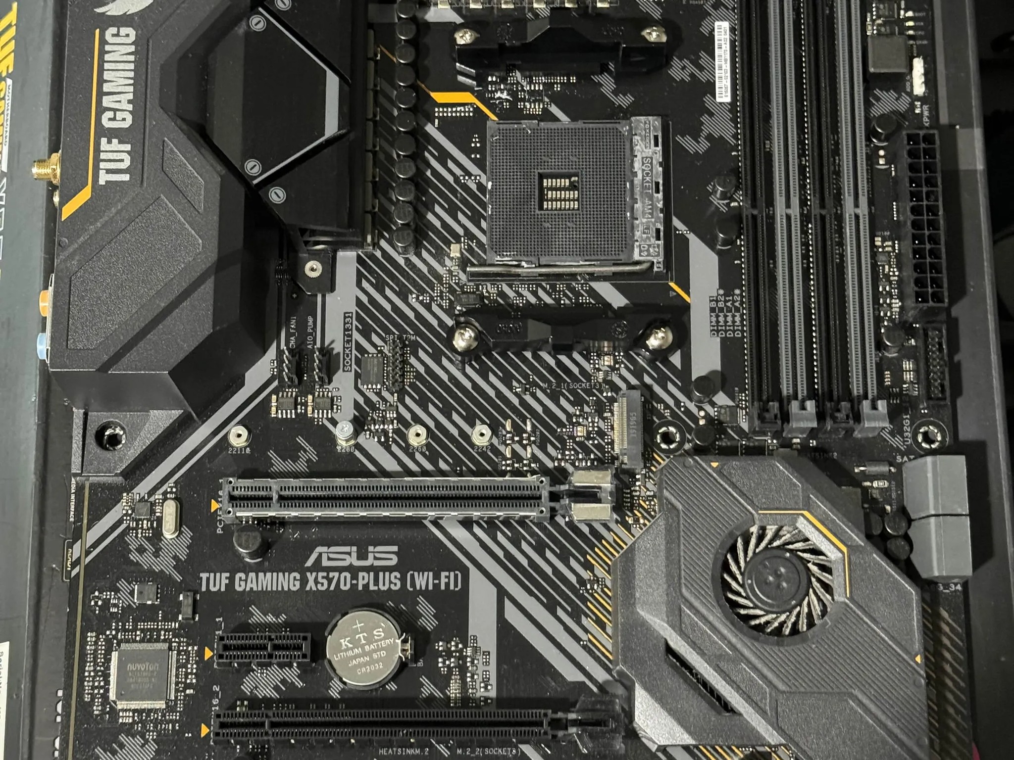 ASUS X570 TUF Plus Wifi (ALL ACCESSORIES INCLUDED, SEE DESCRIPTION)