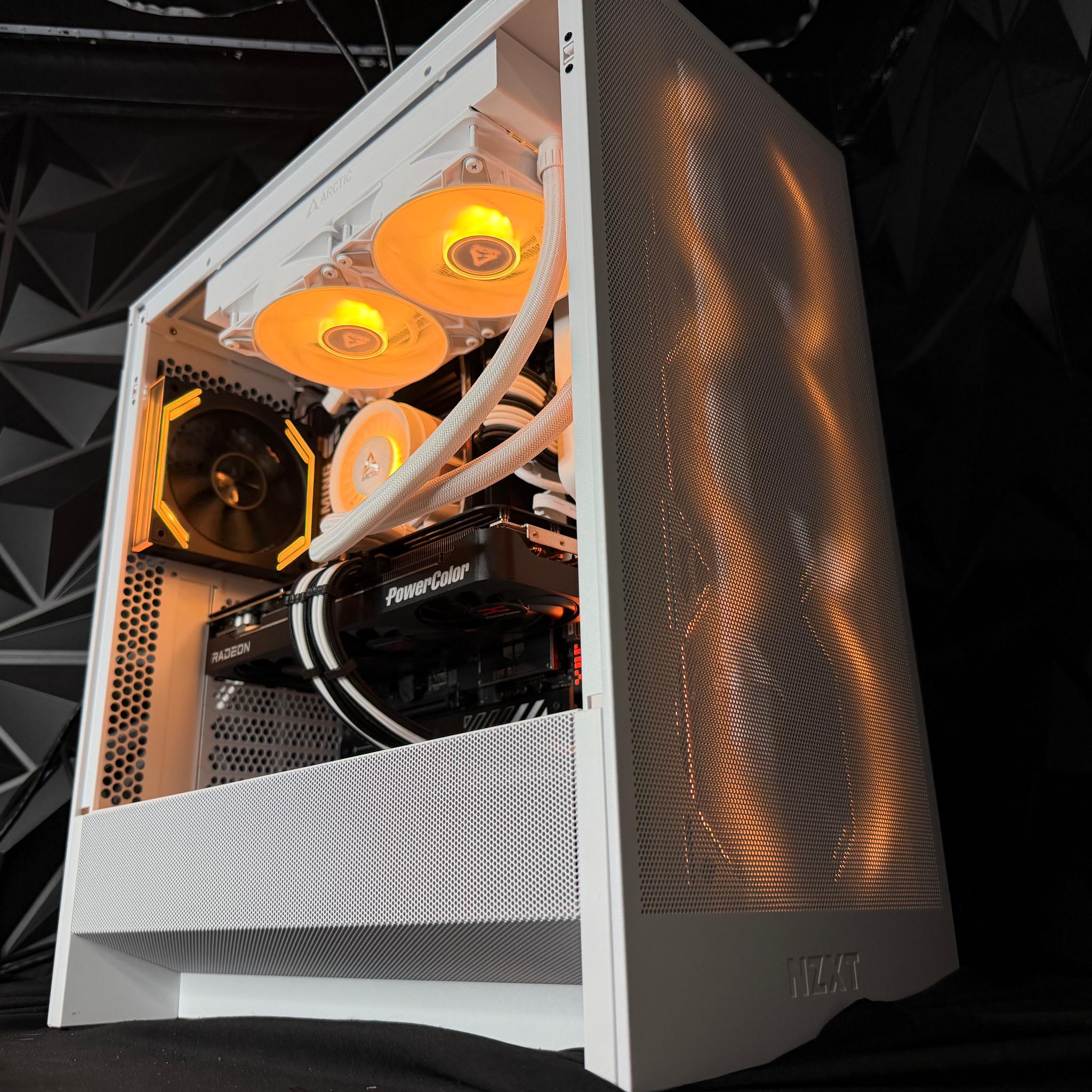🖤🤍 BLACK HEART 🤍🖤 Ryzen 9 7900X| 9070 XT| 32 GB DDR5| 2.5 TB NVMe| 850W Gold PSU