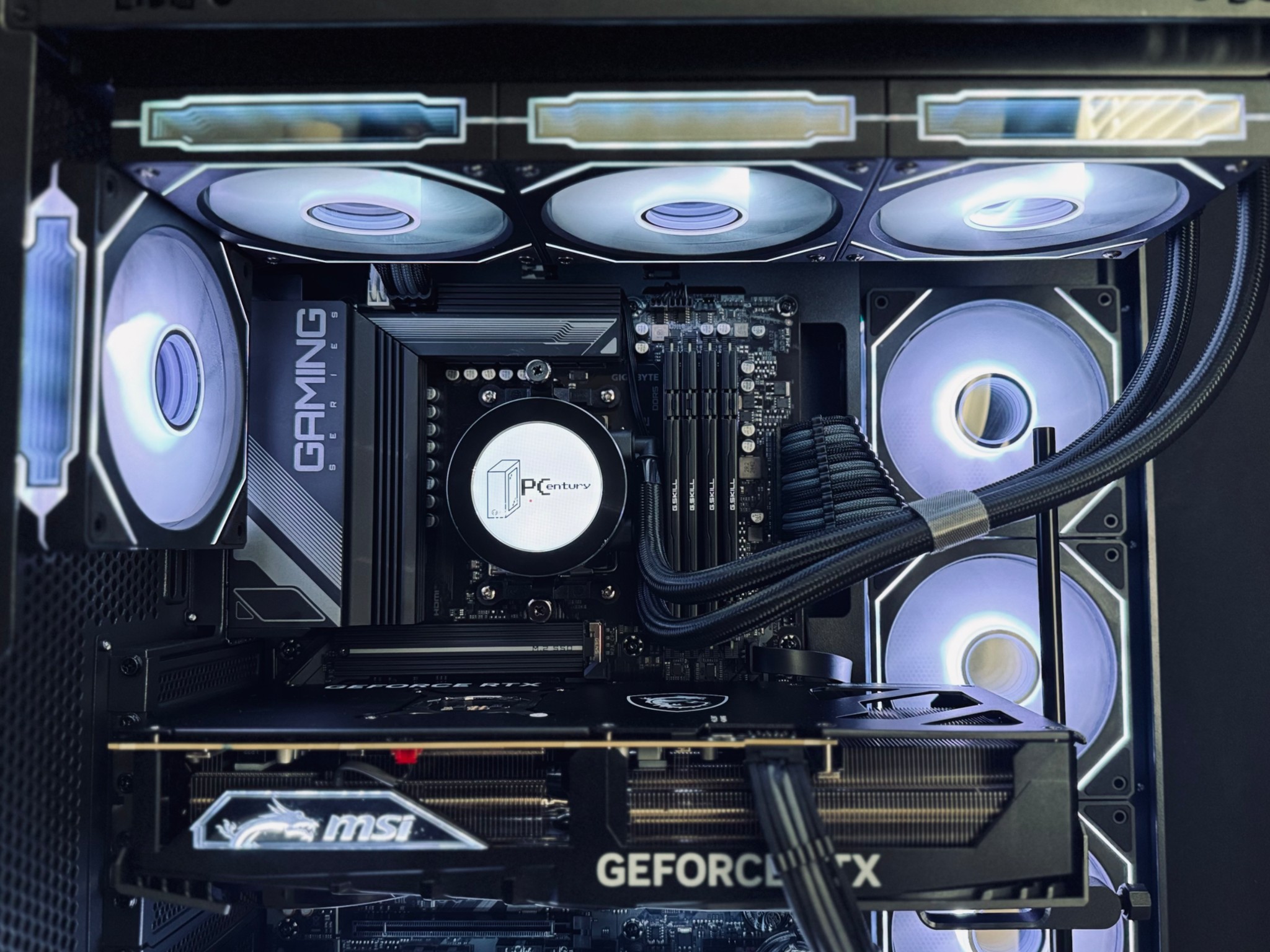 🥈ECHELON: BEASTLY GAMING PC | RTX 4090, RYZEN 7 7800X3D, 64GB DDR5 RAM