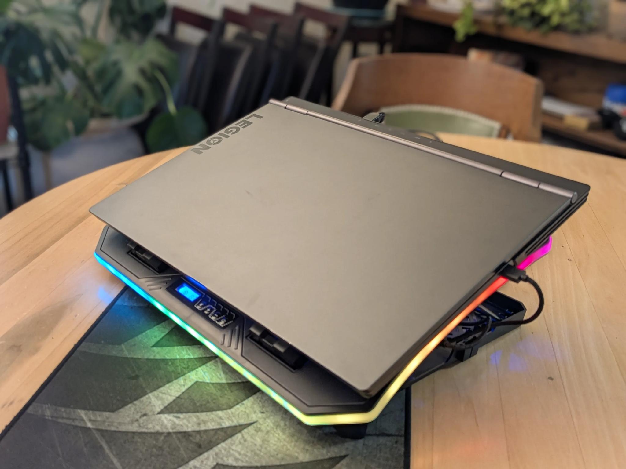 🔥 Lenovo Legion Y740 17" – RTX 2080 Gaming Beast + RGB Stand 💻