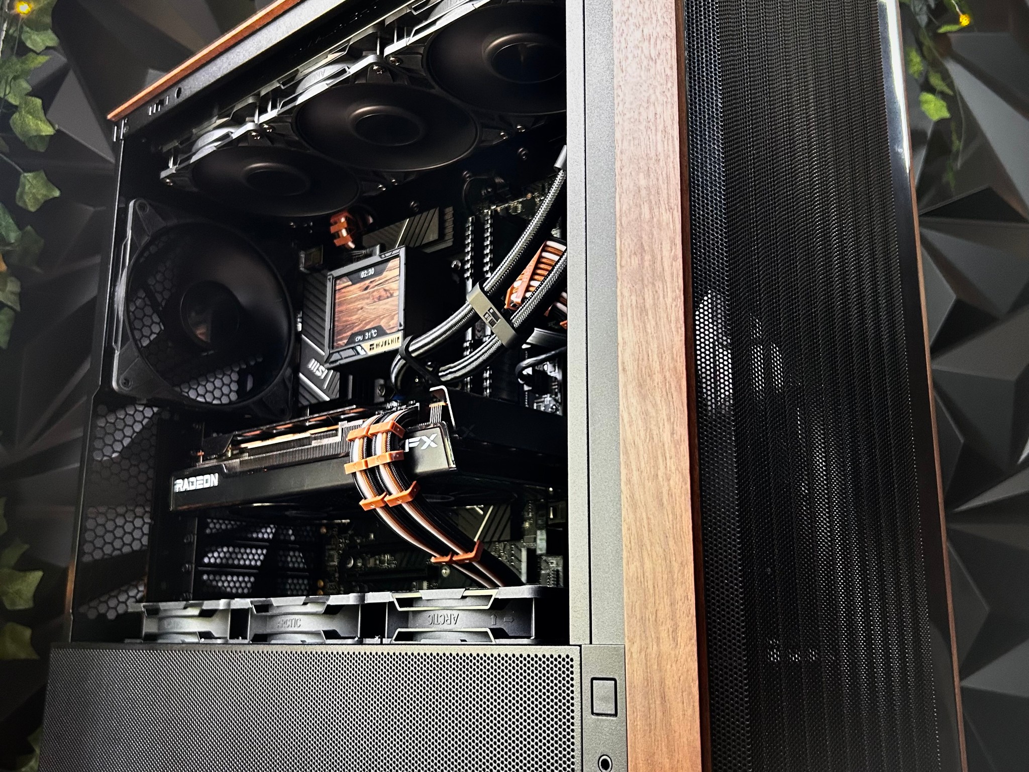 i7 13700K | RX 7700XT 12GB | 64GB DDR4 | 3TB Storage | Digital Display | 1000W | WORKSTAT...