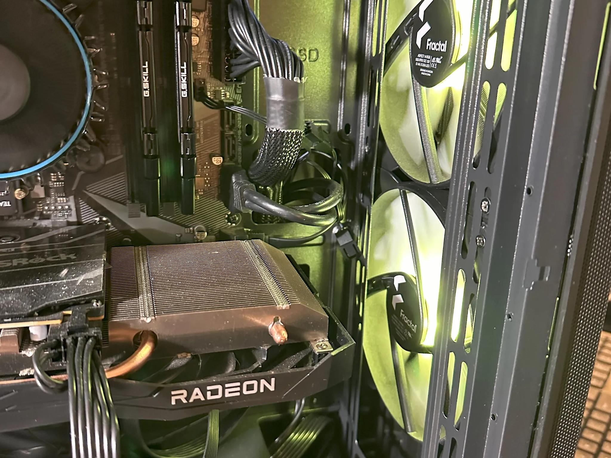 Entry Level 1080P Core i3 12100F with AMD RX6600  gaming PC