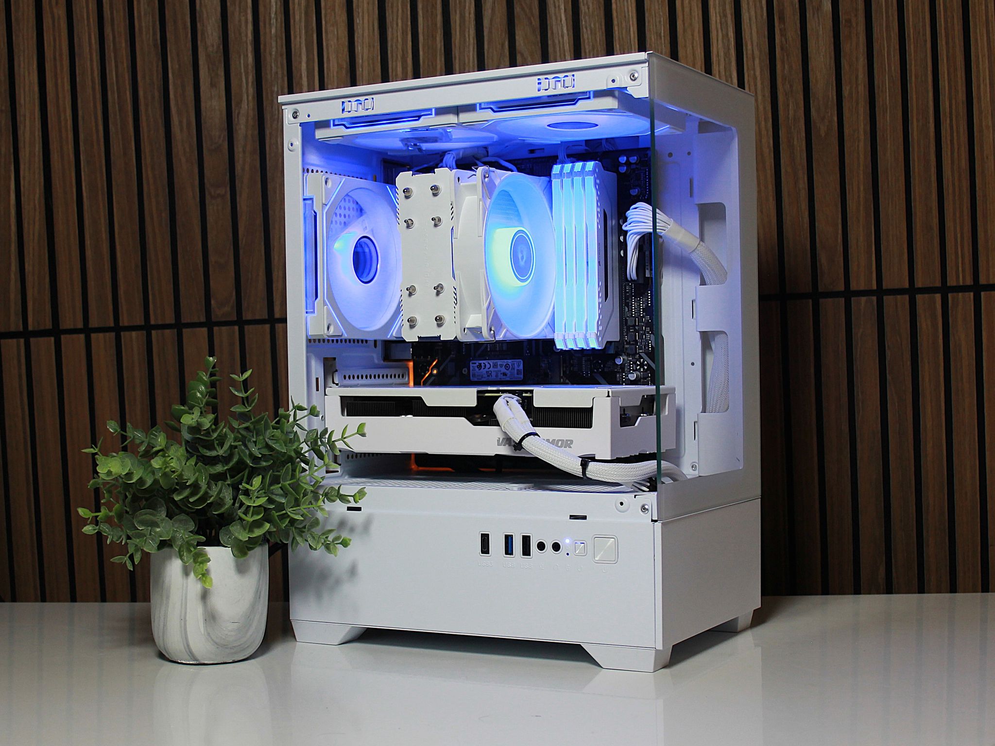 ❄️All WHITE Gaming PC ❄️| Ryzen 5 5600X3D | RX 9060XT 16GB💻| 32GB RAM | NVME | Windows 11