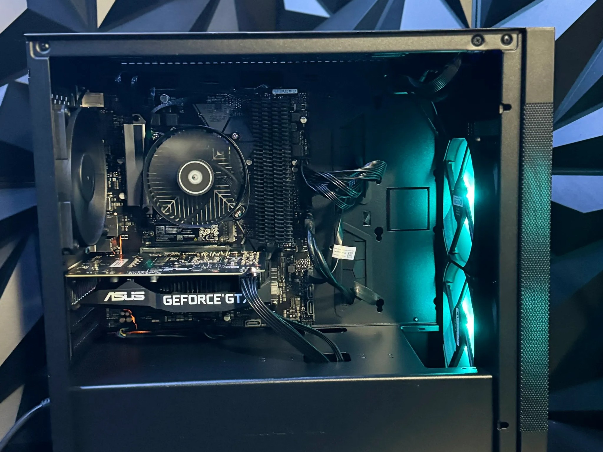 ⛓🖤Tusker Build 8560 💅🏽😈|The Budget Baddie| i5 8th Gen| GTX 1660