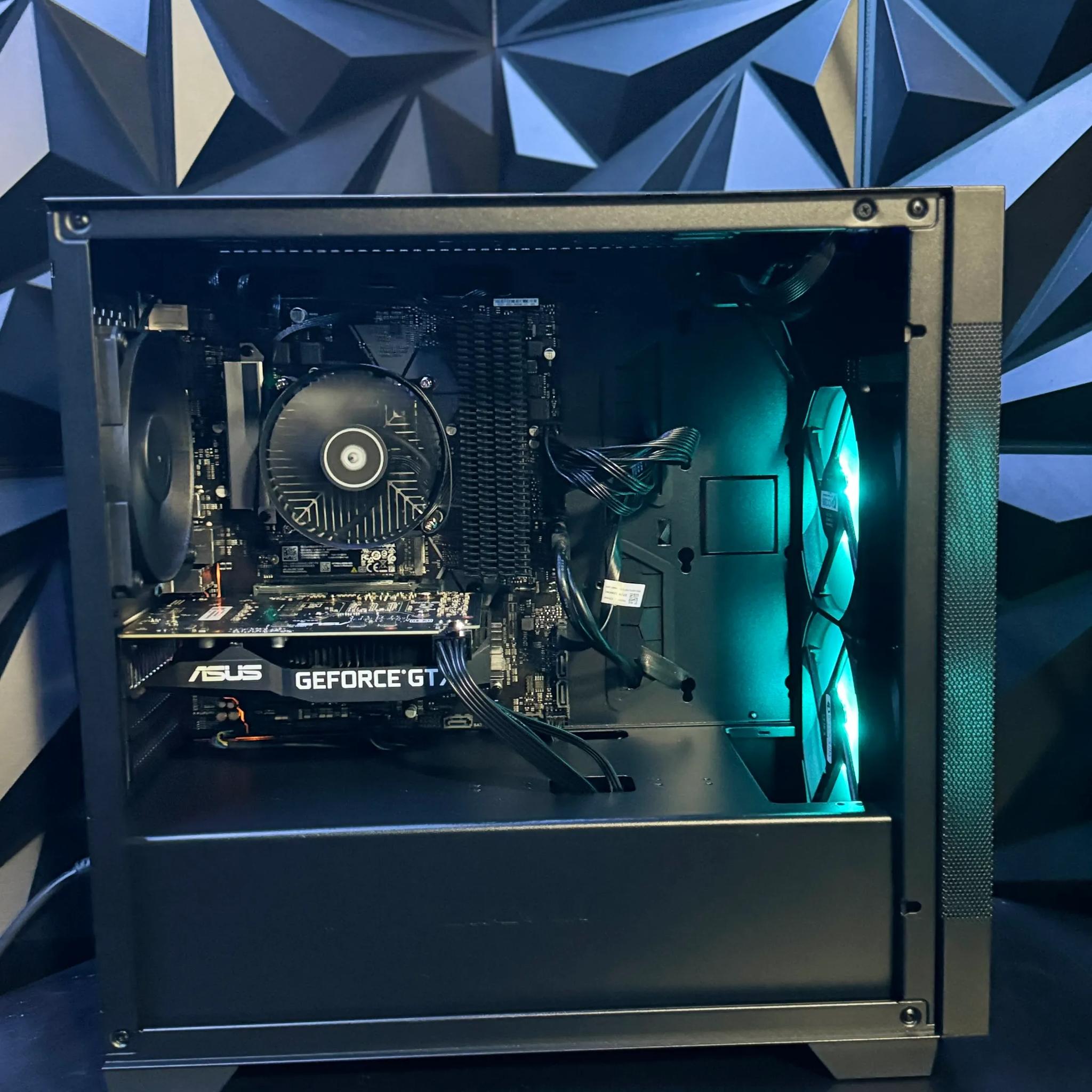⛓🖤Tusker Build 8560 💅🏽😈|The Budget Baddie| i5 8th Gen| GTX 1660