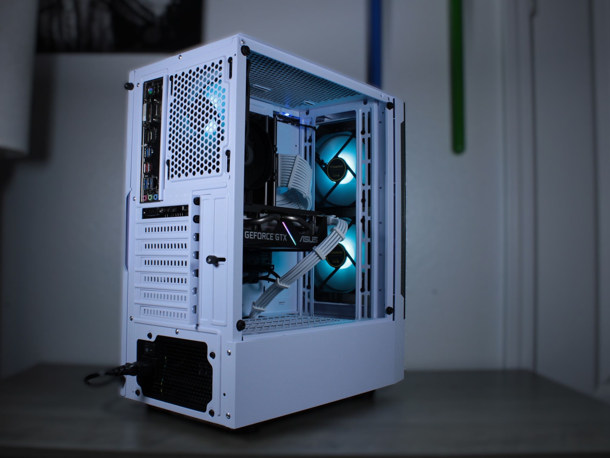1660 Super Asus | Ryzen 5 2600 | 1 TB M.2 NVMe | 16GB 3200 MHz Ram | Win 11 Activated | WiFi