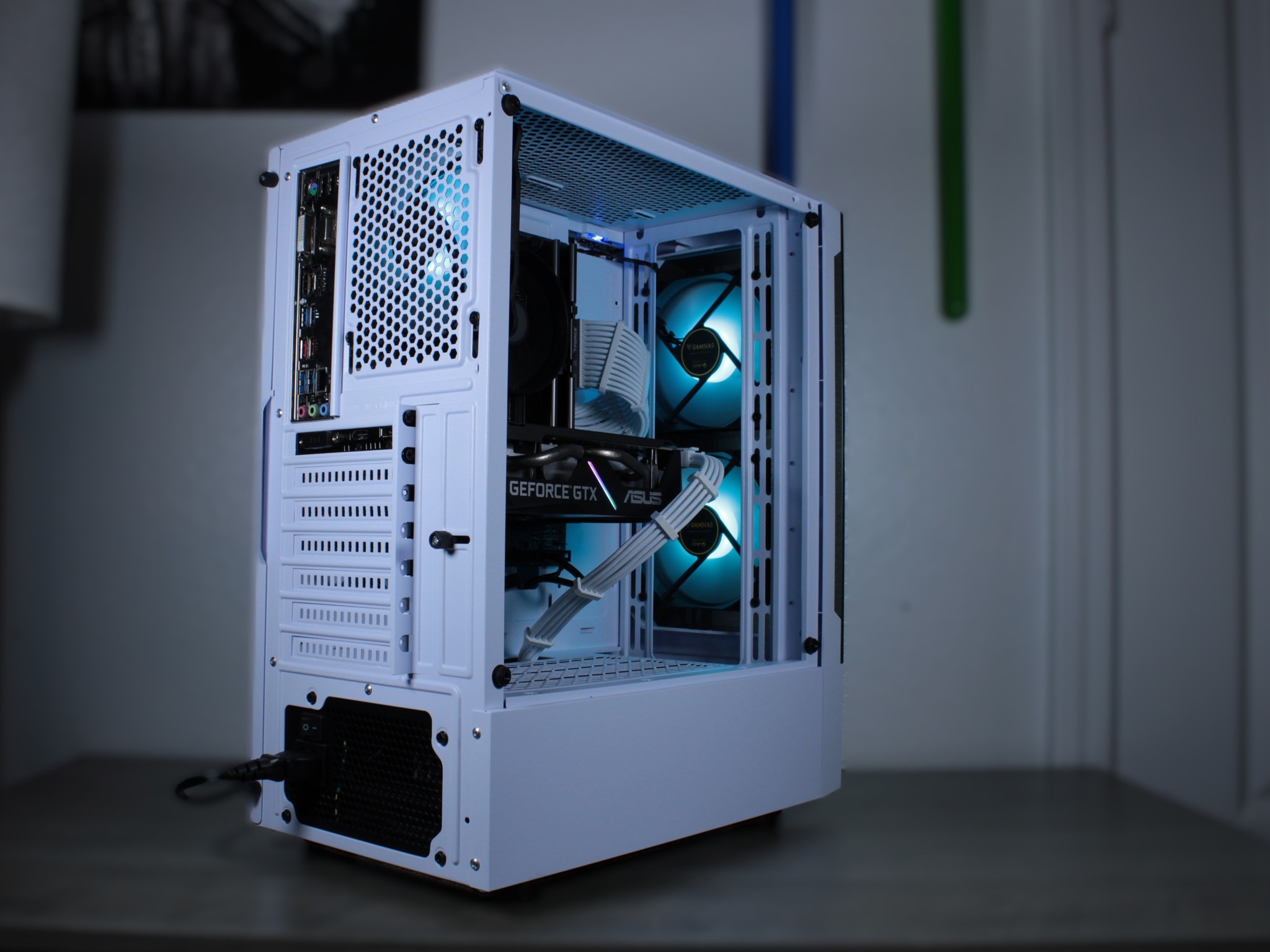 1660 Super Asus | Ryzen 5 2600 | 1 TB M.2 NVMe | 16GB 3200 MHz Ram | Win 11 Activated | WiFi