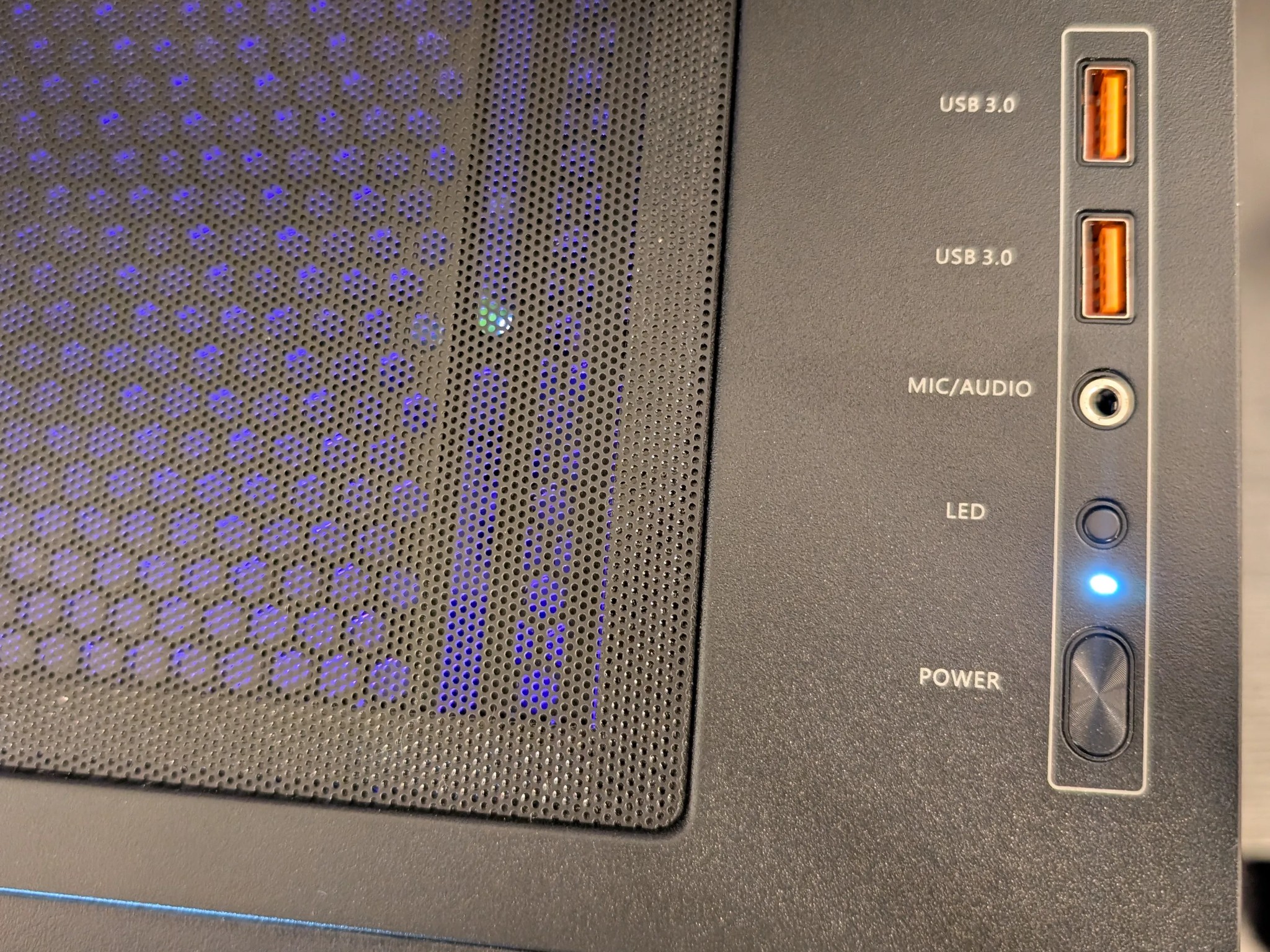 Ryzen 5 4500 | RTX 2060 | 16GB DDR4 | 512GB SSD | Wi-Fi | Win 11 | 1080p Gaming