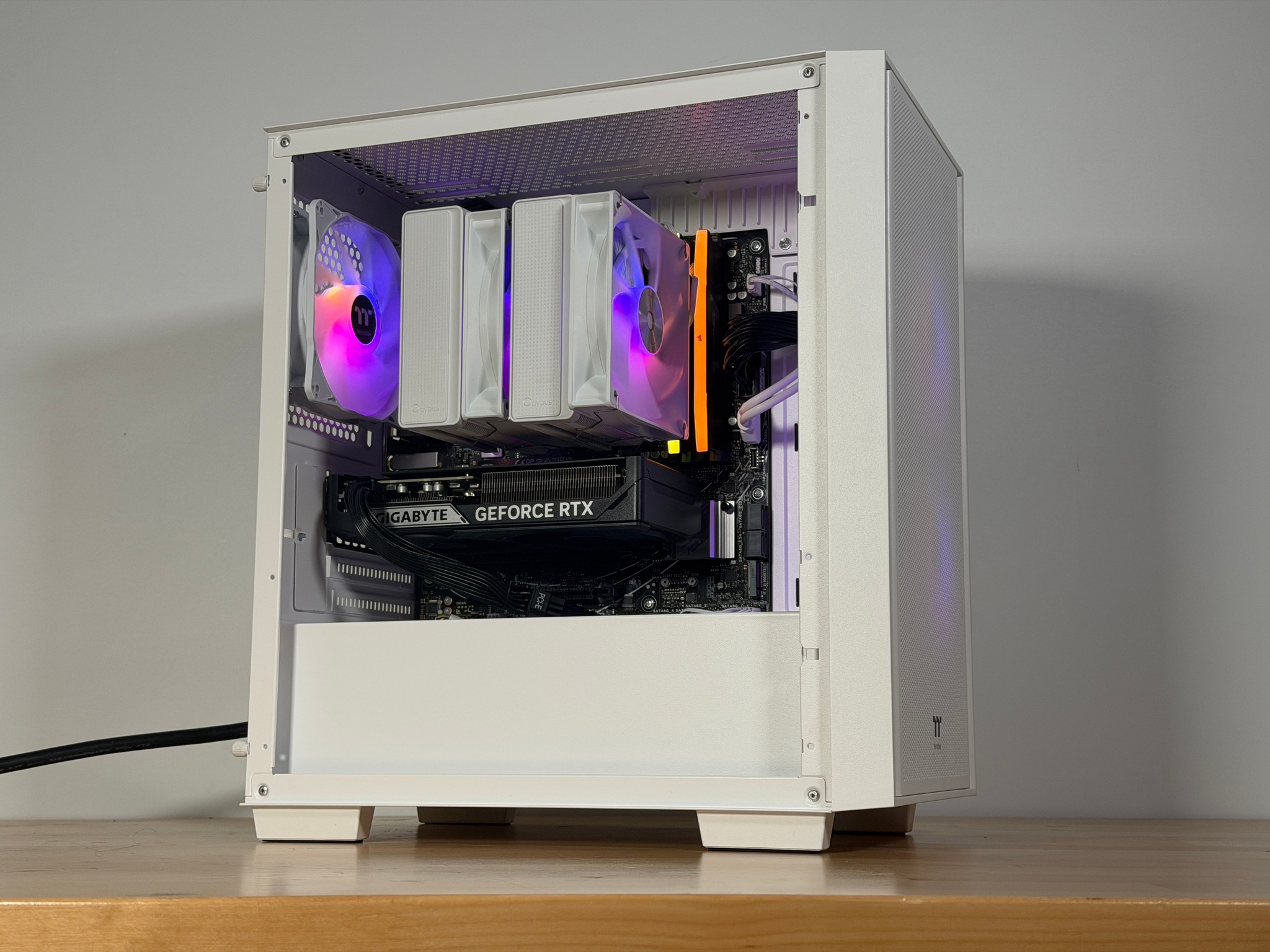 RTX 5060TI 16gb Ryzen 5 7600x3d Gaming PC