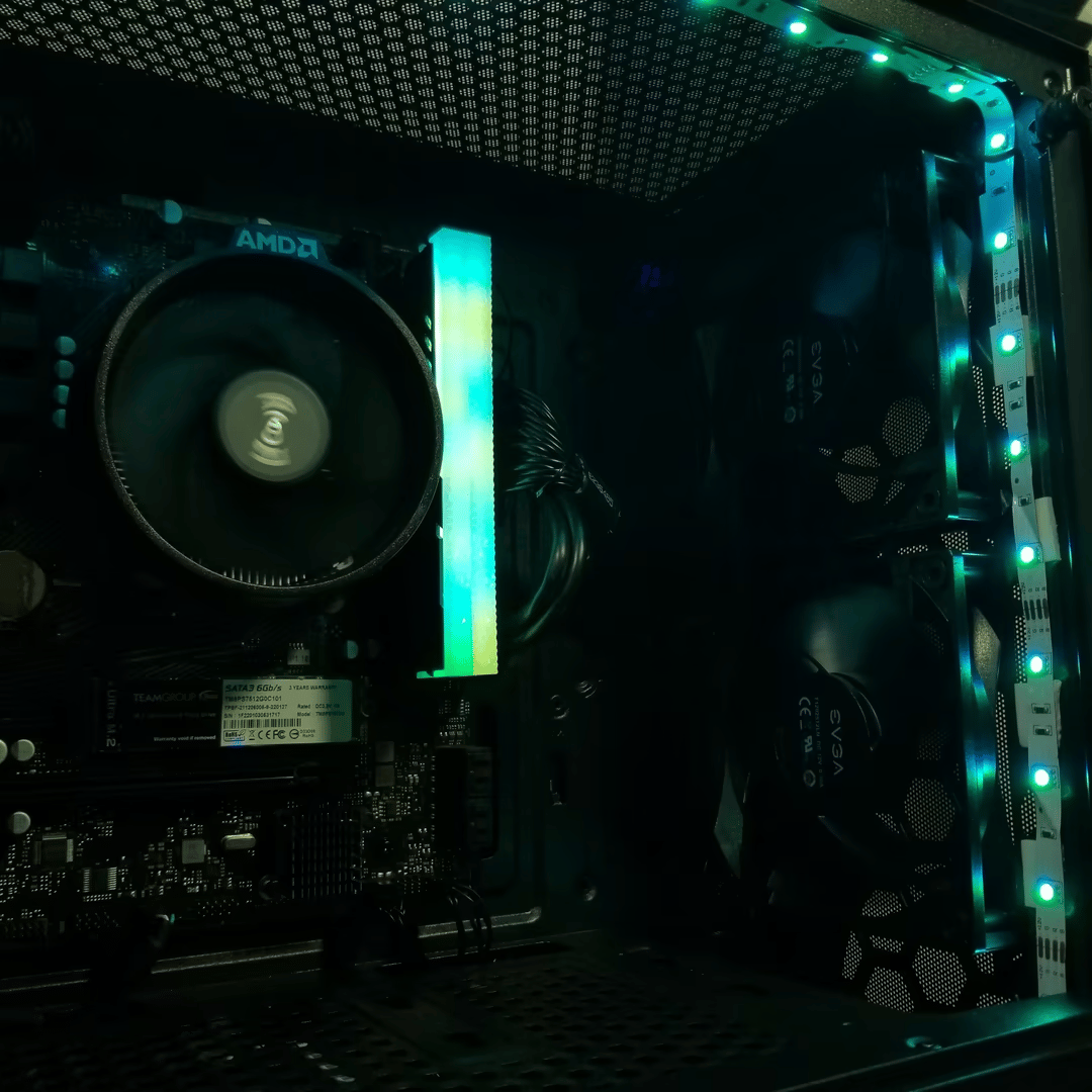 AMD Ryzen 5 5600G /w Radeon RX Vega 7 // 16GB 3200MHz // 512GB M.2 SSD