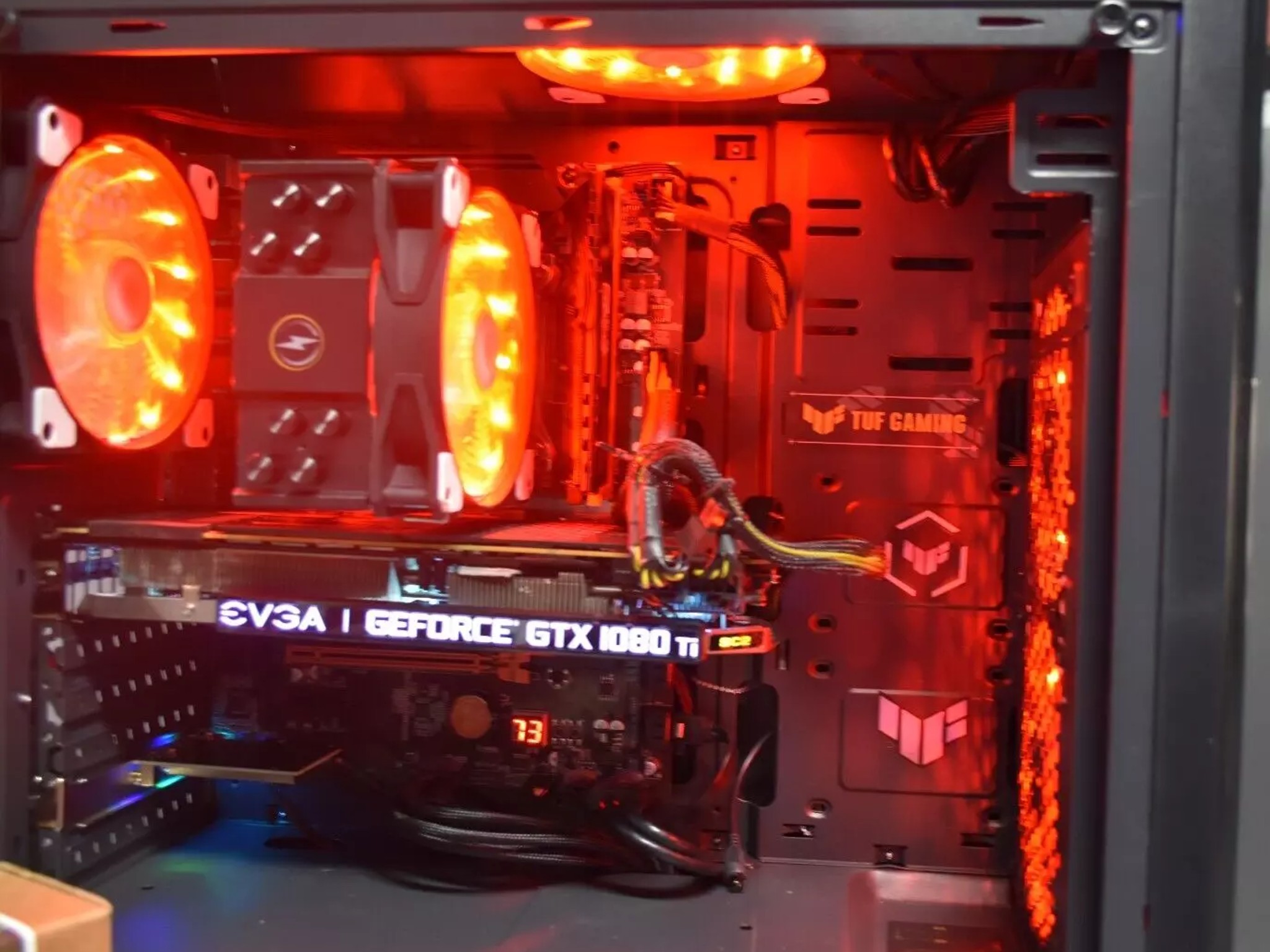 GAMING PC INTEL XEON 2690 16GR RAM GPU 1080TI 11GB 1TBNVME &500GB HHD WIFI 600 W 12 CORES &24THERADS