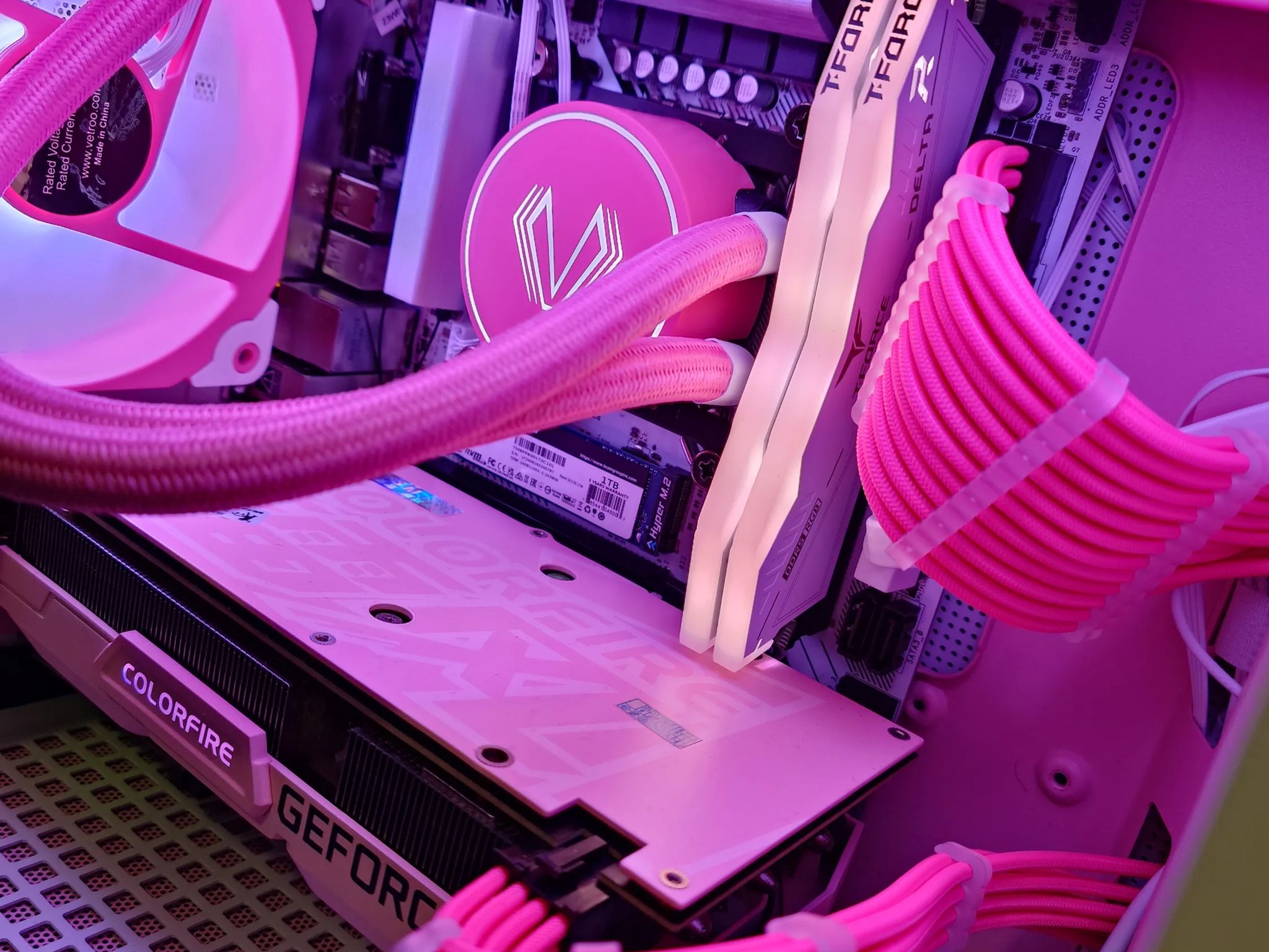Slay 👑💅: Pink/White 1080P+ Gaming PC - i5 12400 / RTX 3060 12GB / 32GB DDR5 / 1TB NVME
