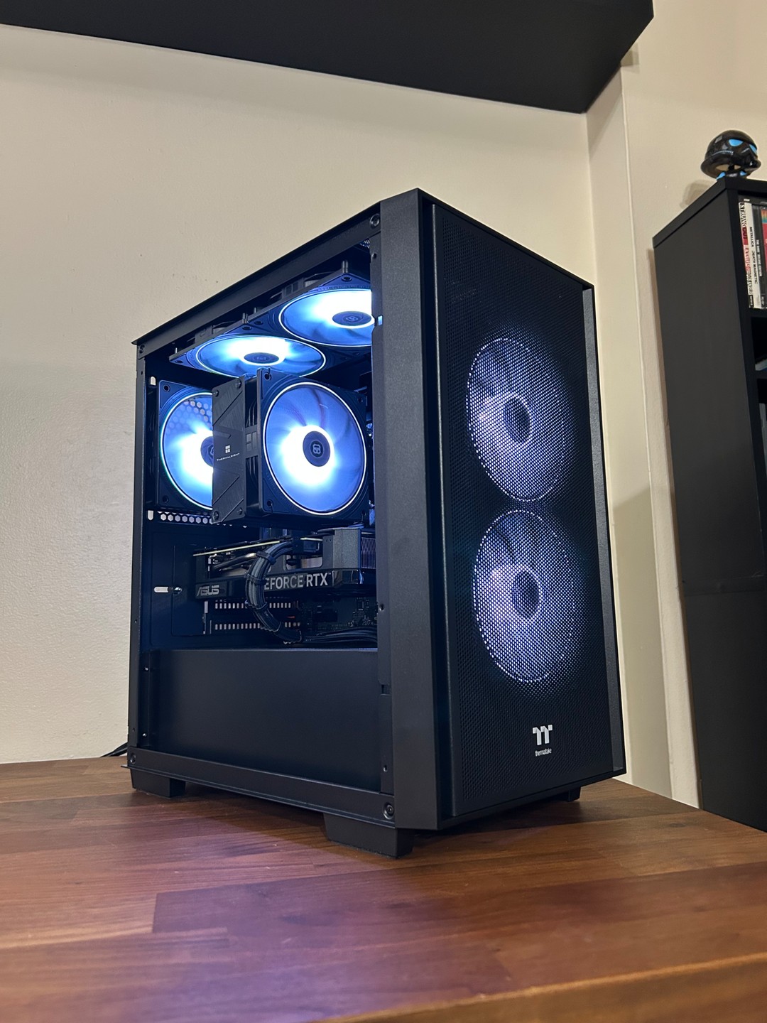 RTX 4070 12GB | Intel i5 13400F | 32GB DDR5 | 1TB SSD | The