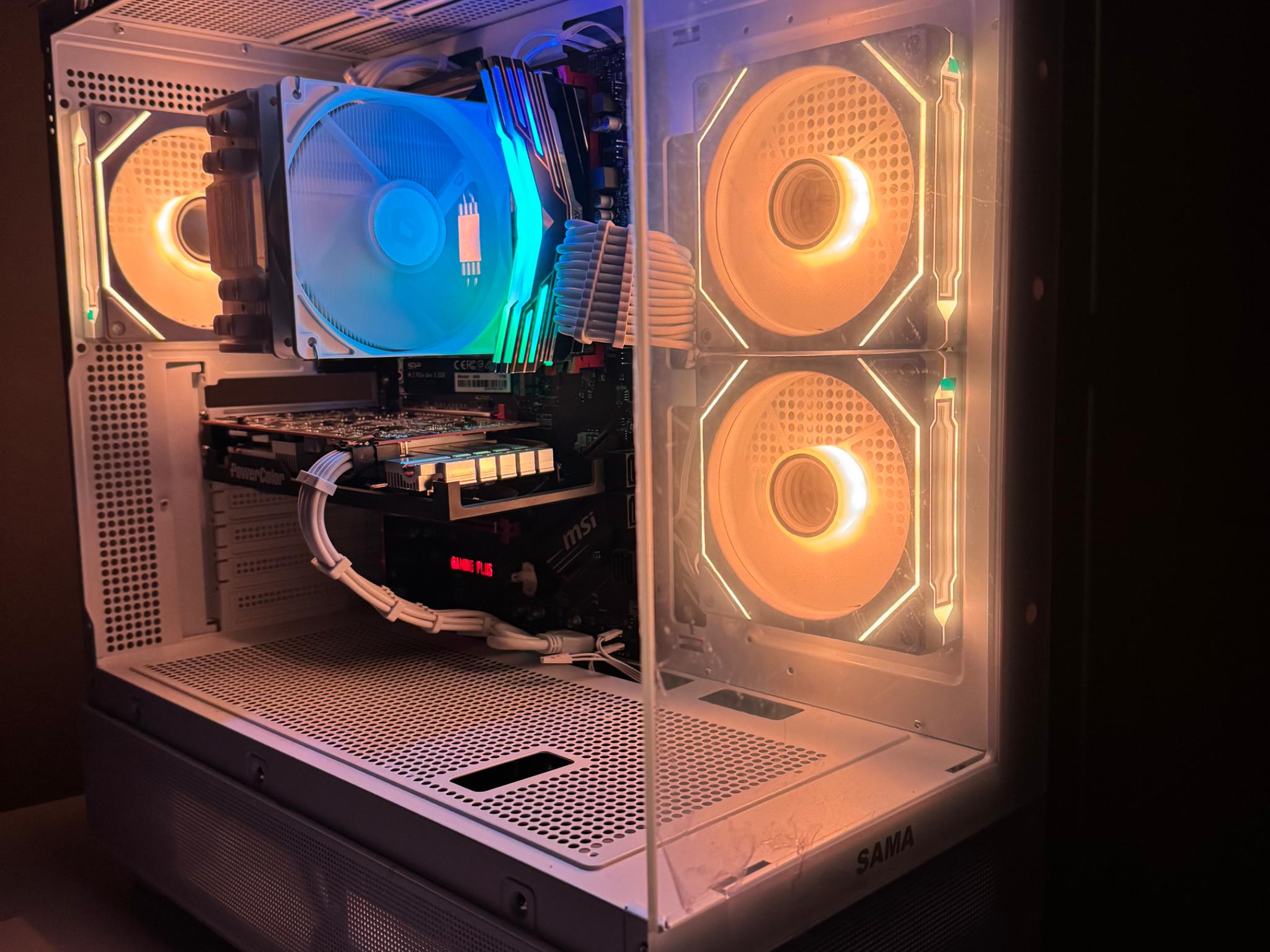 Custom Build Gaming PC. AMD Ryzen 7 3700x. 5500XT 8gb Graphics Card. 16 gb Ram.