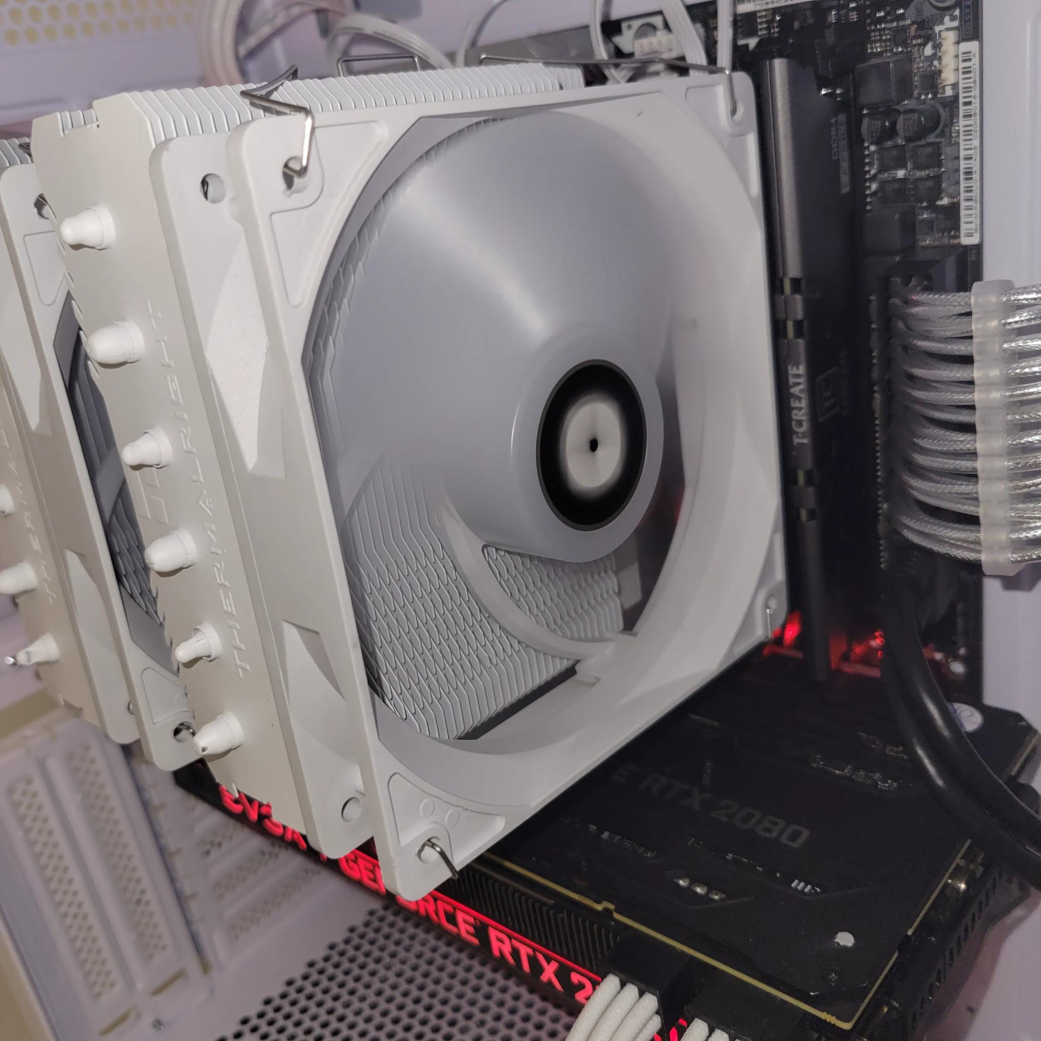 🔥🧊RTX 2080 8gb White Gaming PC🔥🧊 (Ryzen 5 5600x//RTX 2080 8gb)