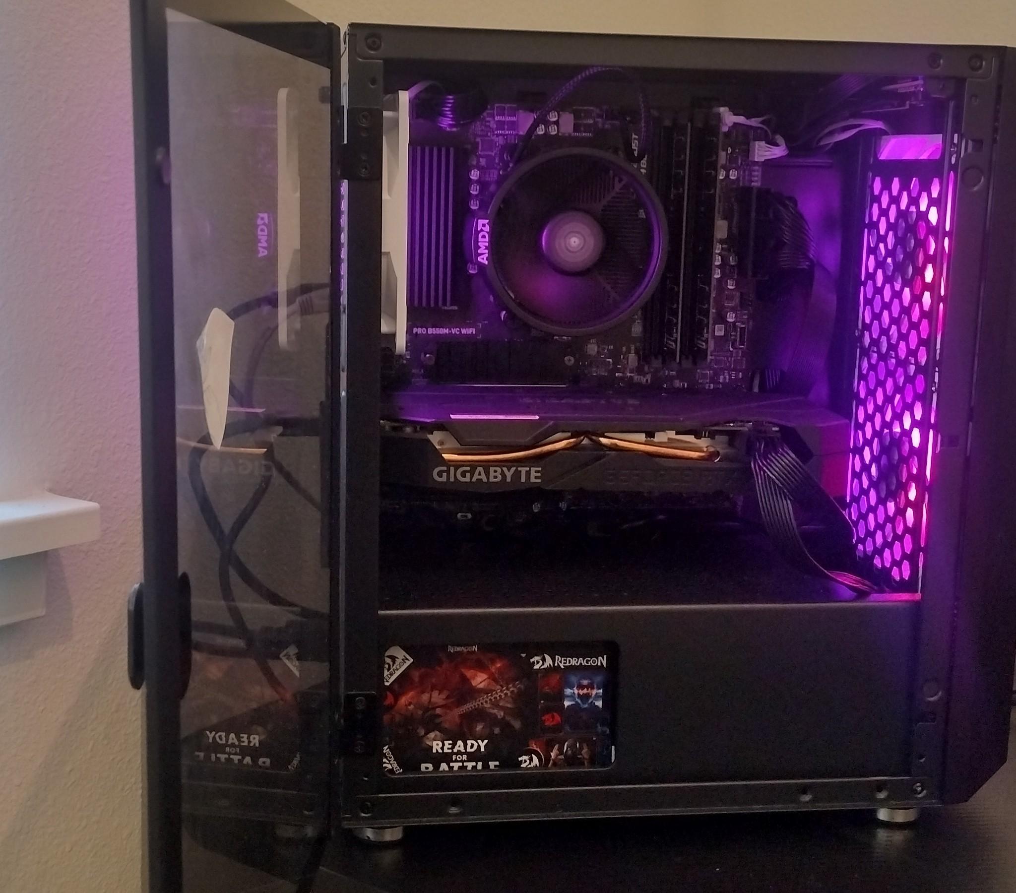 RTX 2060 SUPER (8GB VRAM), RYZEN 5 5500, 16GB RAM (3200MHz), Bluetooth, Wi-Fi, Budget Gaming PC